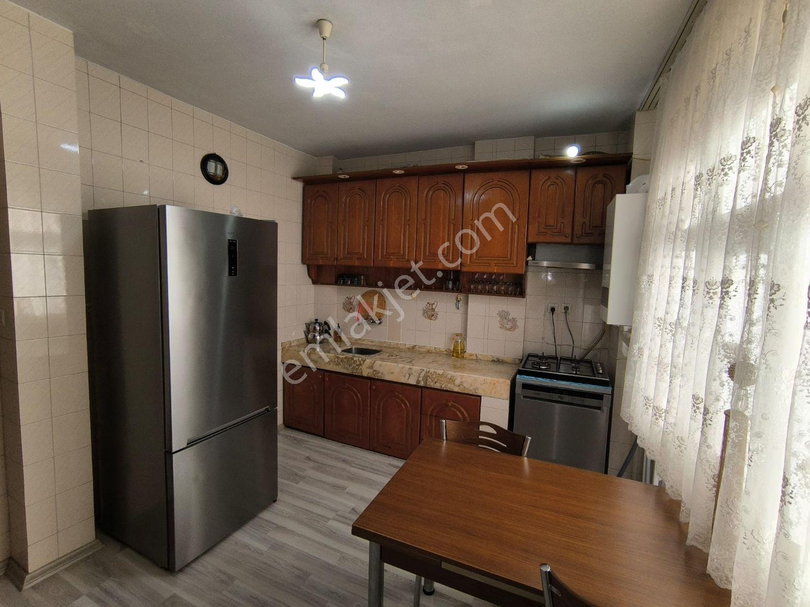 Muhteşem Konumda Hem Yatırımlık Hem Oturmalık 180 M2 3+1 Daire - Görsel 11