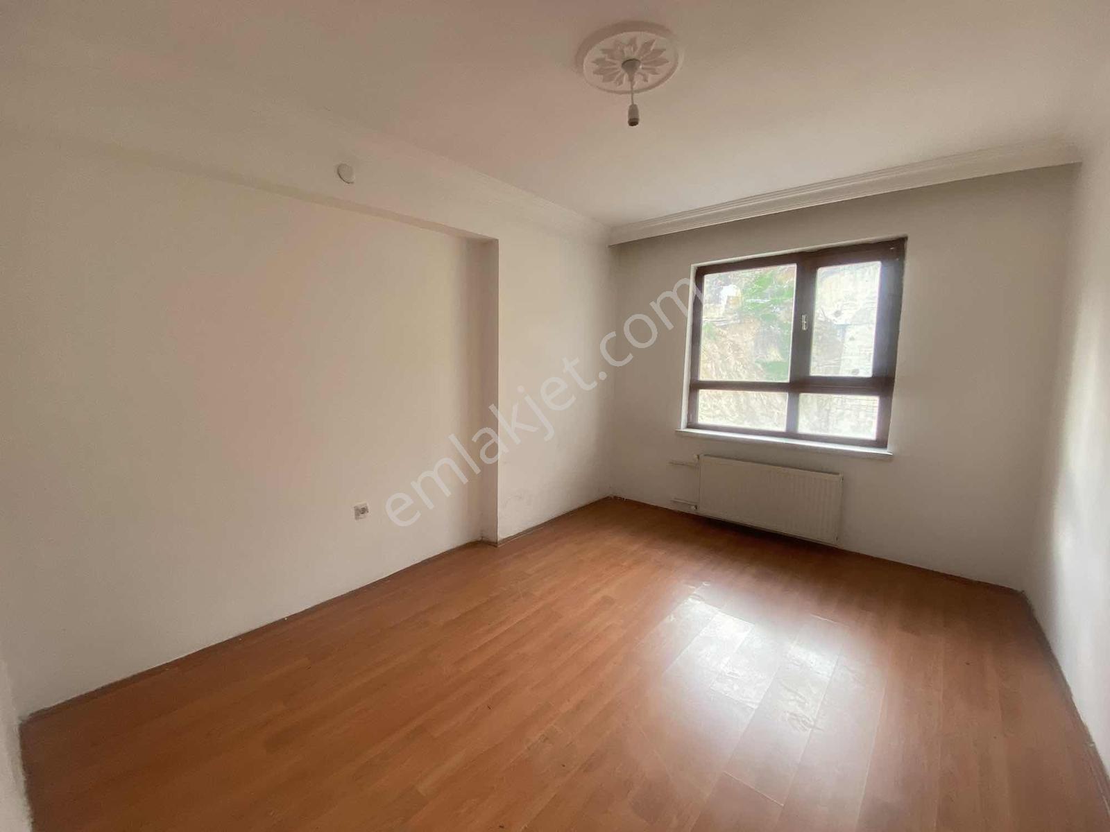 Turkuaz Emlakdan Boğaziçi Ana Caddede 4+2 Uygun Fiatlı Daire - Görsel 33