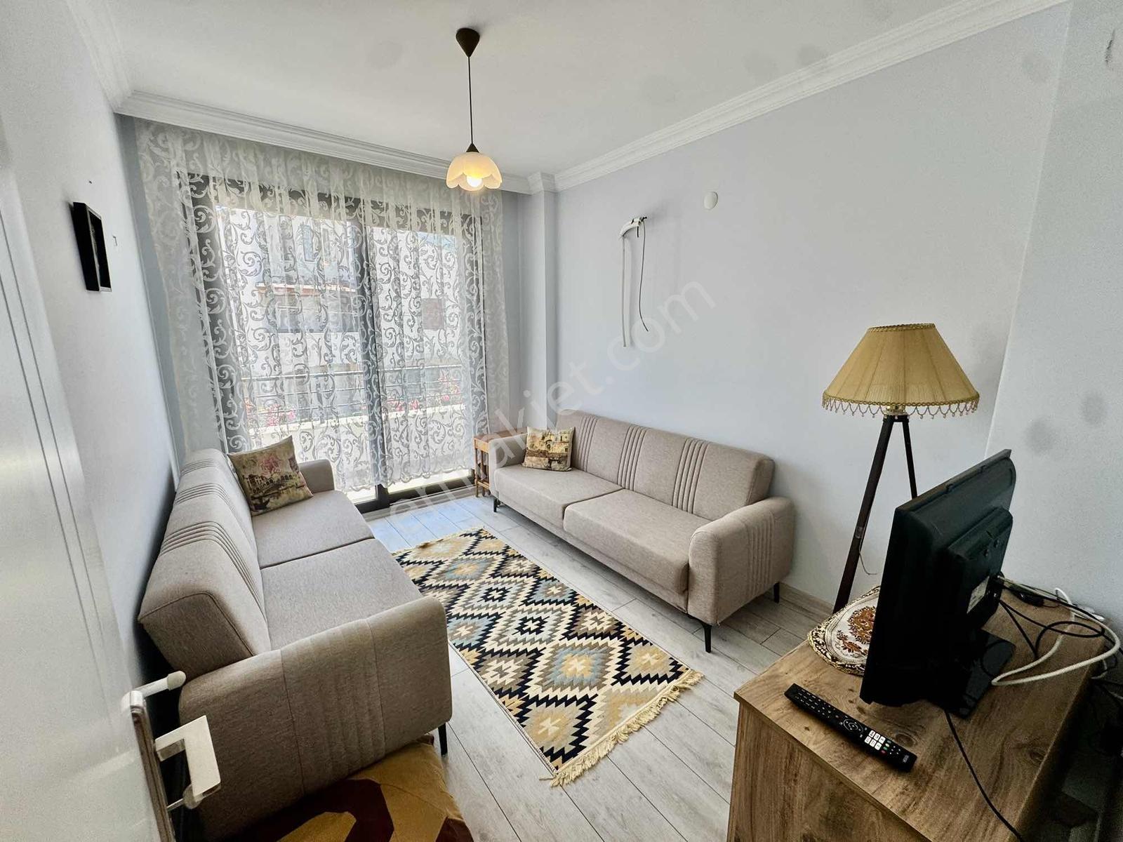Müstakil Özel Yapım Geniş Bahçeli Denize Yakın 4+1 Villamız - Görsel 32