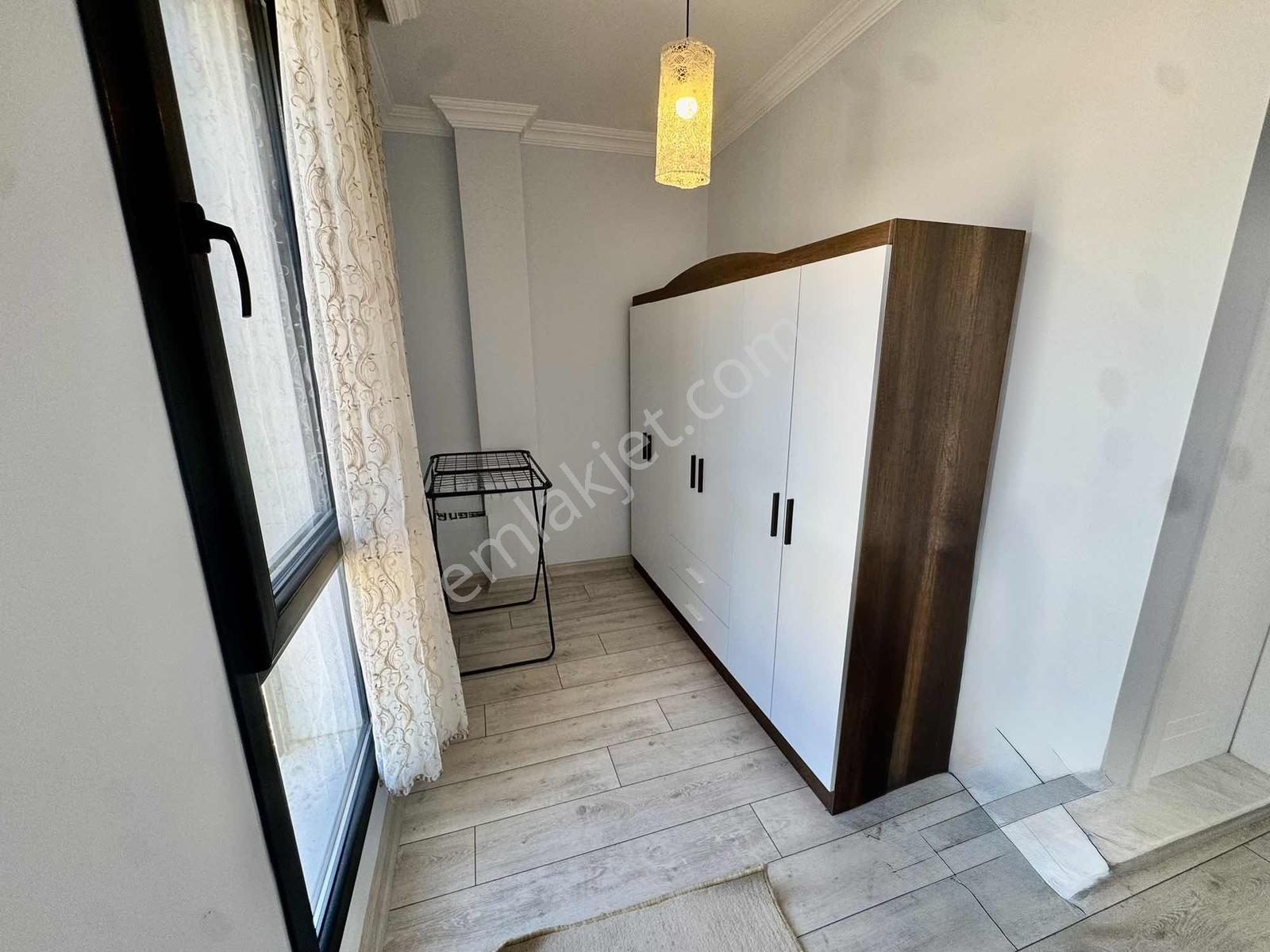 Müstakil Özel Yapım Geniş Bahçeli Denize Yakın 4+1 Villamız - Görsel 33