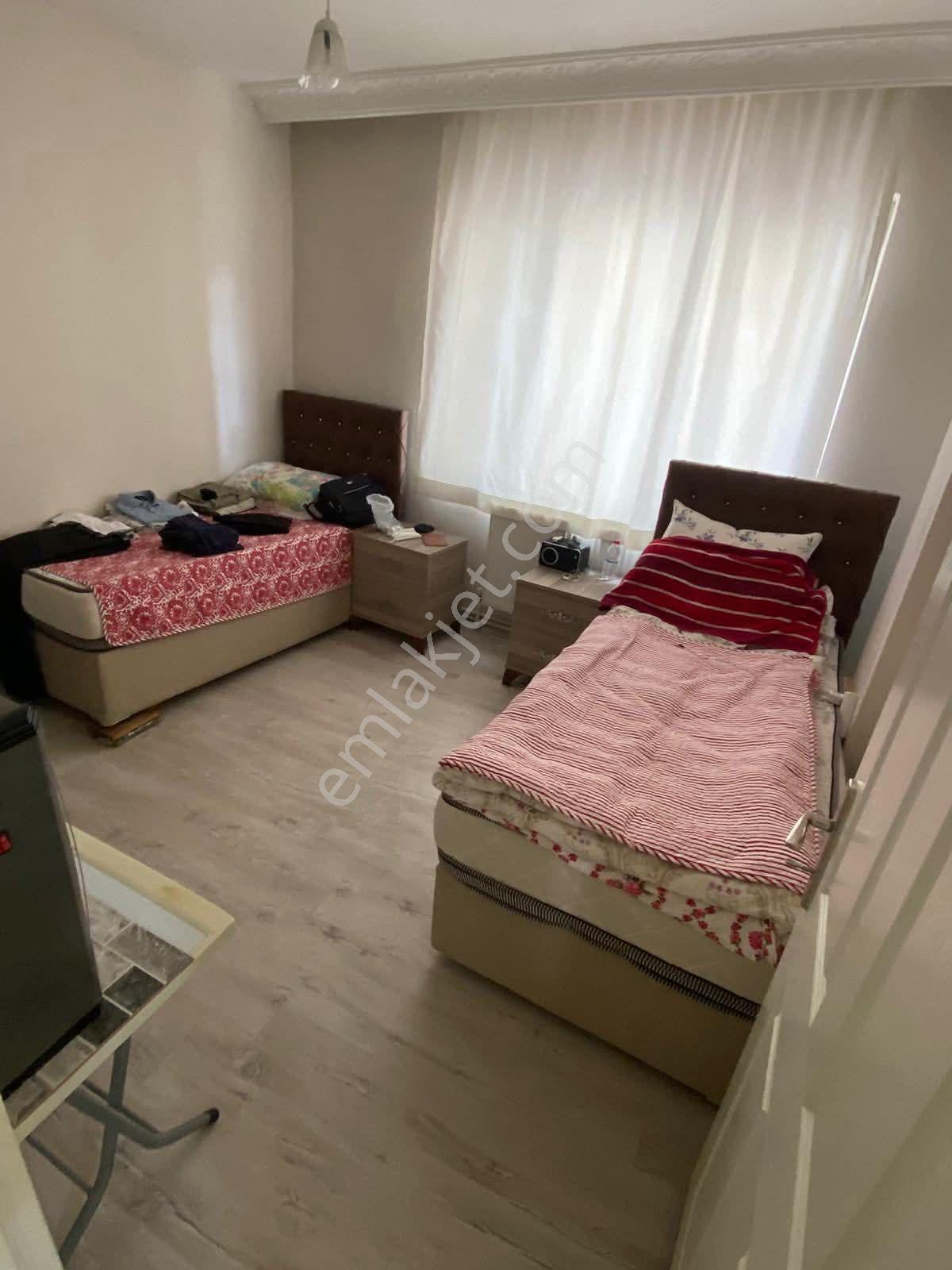 Küçük Emlaktan Satılık Cadde Üzeri 2+1 Daire - Görsel 8