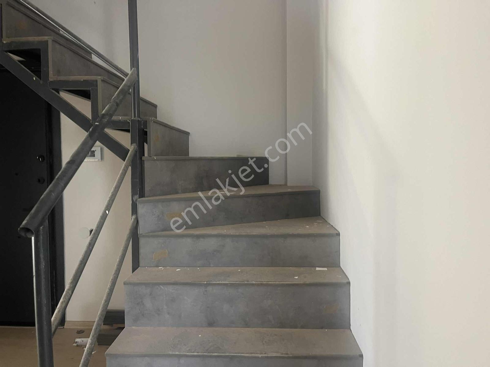 Kardeşkentler Cad 2 Parsel Yakın 5+1 Dubleks İskanlı - Görsel 12