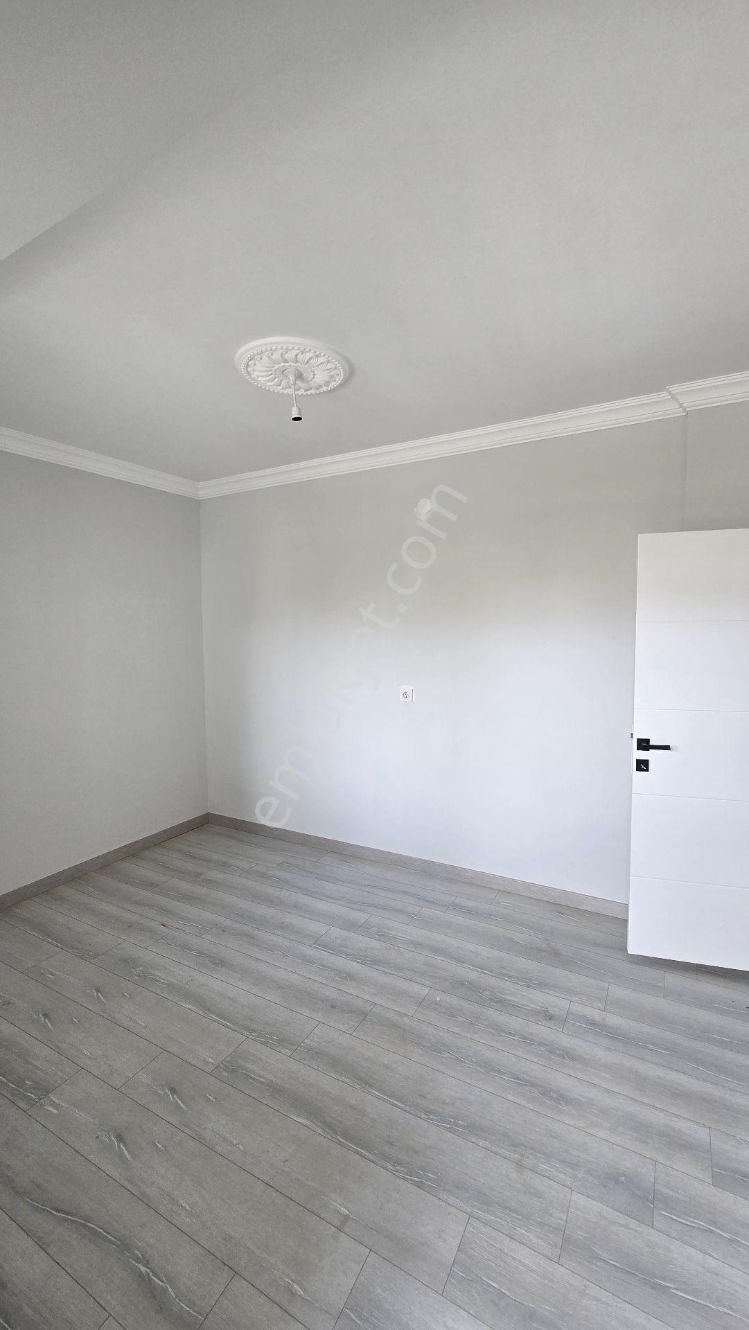 Sivas Merkez Kılavuz Mah. 3+1 Kiralık Daire - Görsel 16