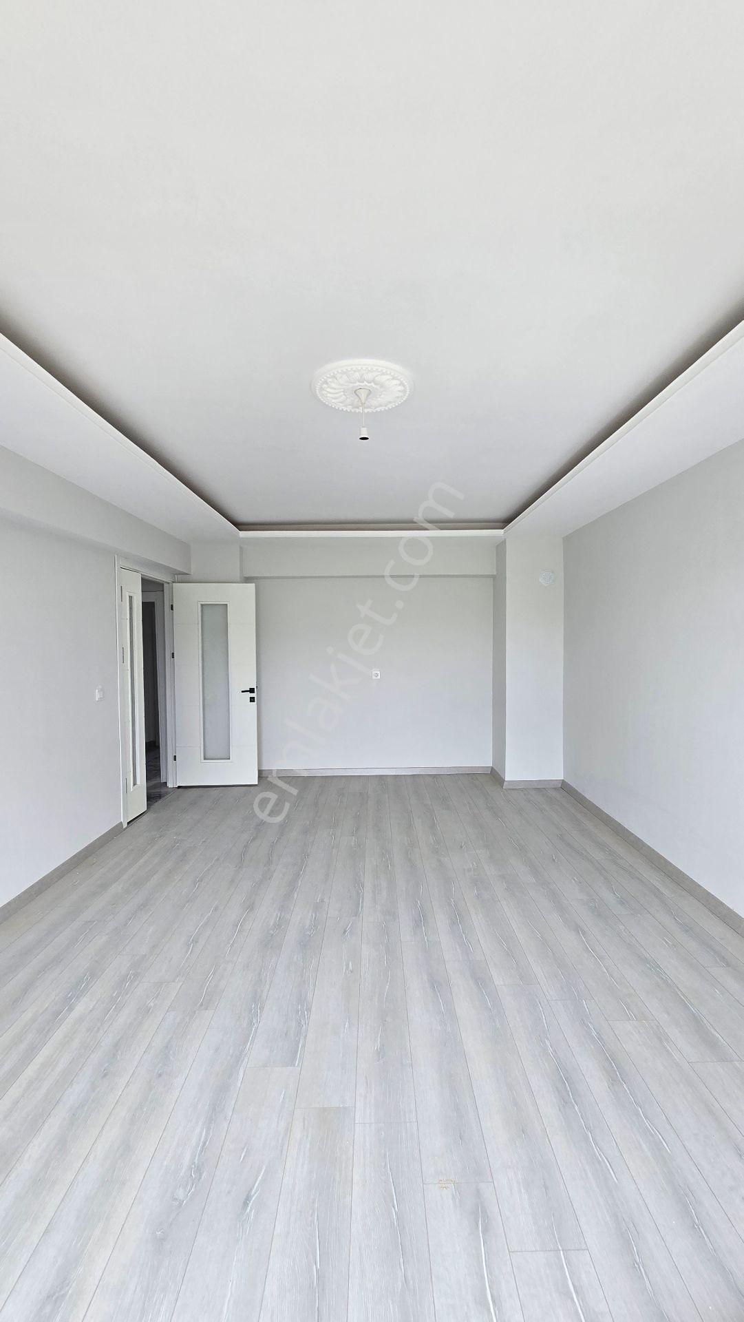 Sivas Merkez Kılavuz Mah. 3+1 Kiralık Daire - Görsel 19