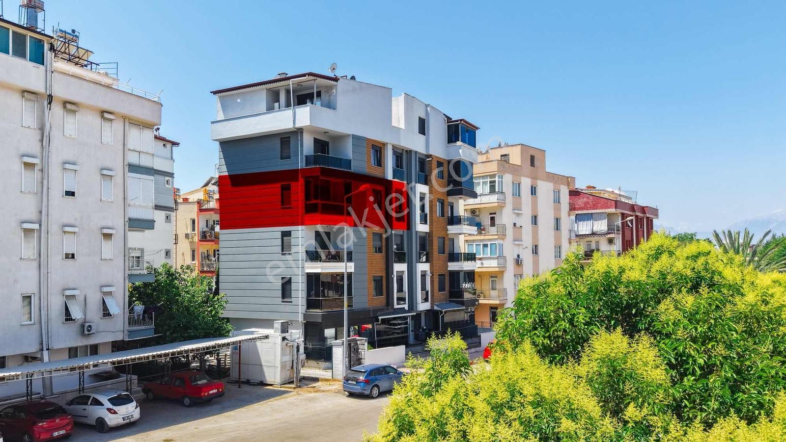 Çaybaşında Teneffüs Parkın Komşu ,ara Kat Satılık 2+1 Daire - Görsel 3