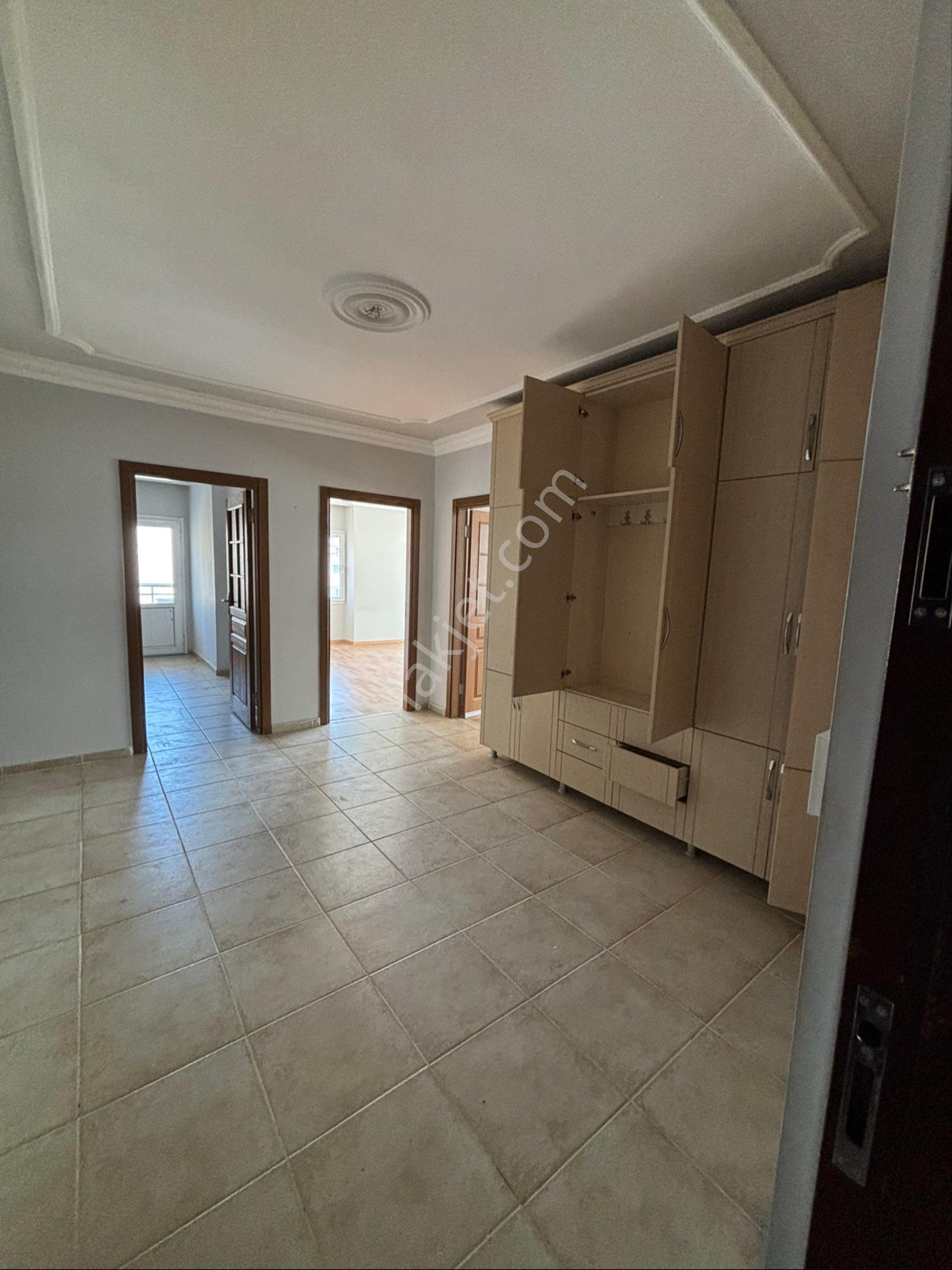 Mersin Erdemli Merkez Mahallesinde Geniş 3+1 Kiralık Daire - Görsel 11