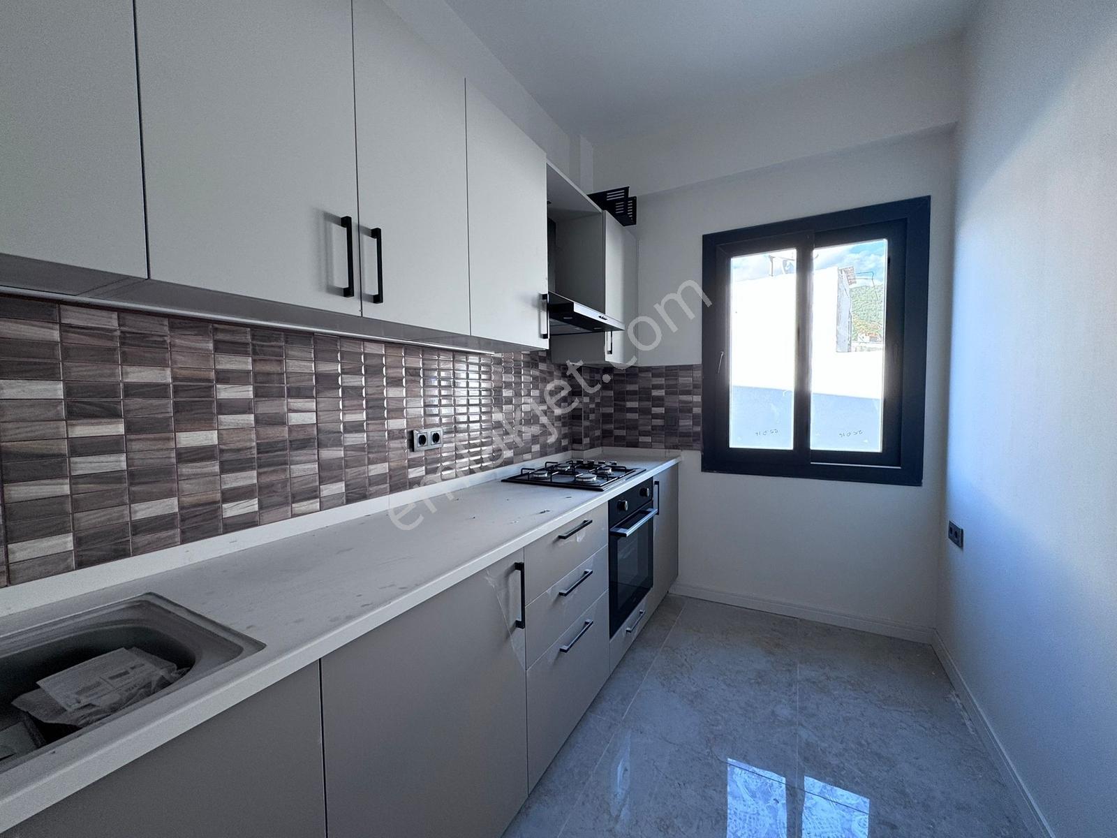 Marmaris Merkez Kiralık Asansörlü Sıfır 3+1 Daire - Görsel 29