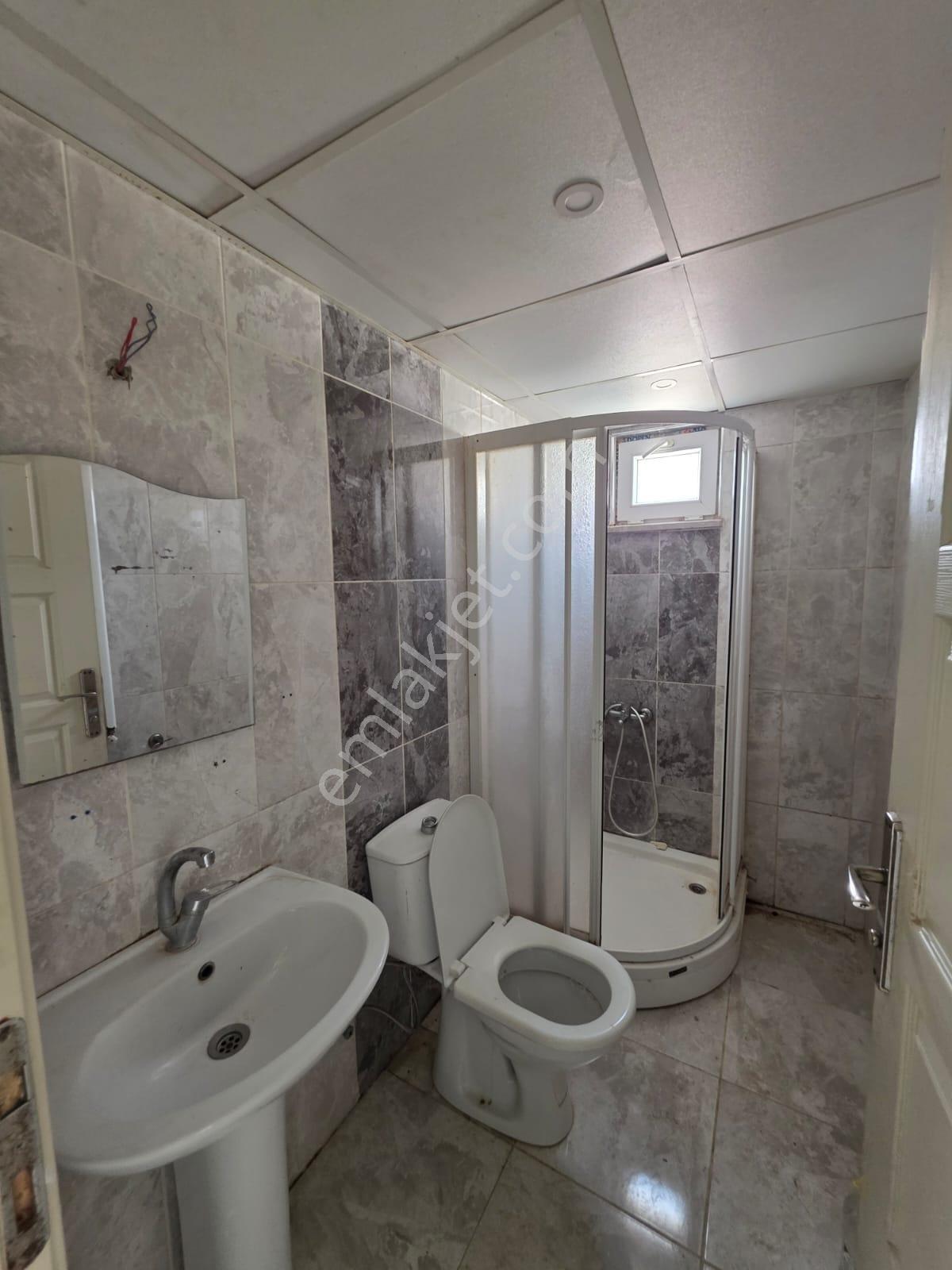 Bizim Emlak'tan Geniş Cam Balkonlu Kiralık 2+1 - Görsel 8