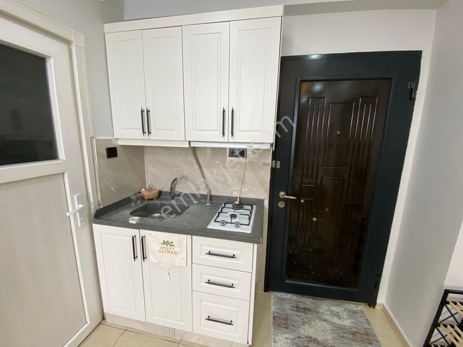 Ayalp Gayrimenkul'den Merkezi Konumda Kiralık 1+1 Daire - Görsel 6