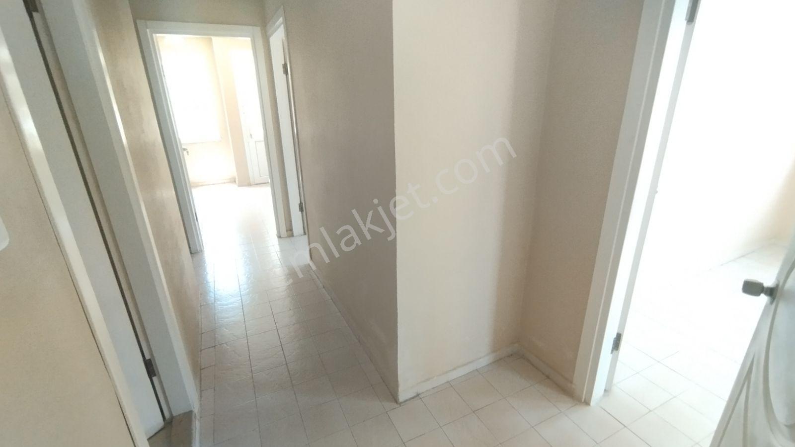 İlkon'dan Foça'da Merkezi Konumda Kiralık 2+1 Yüksek Giriş Daire - Görsel 31