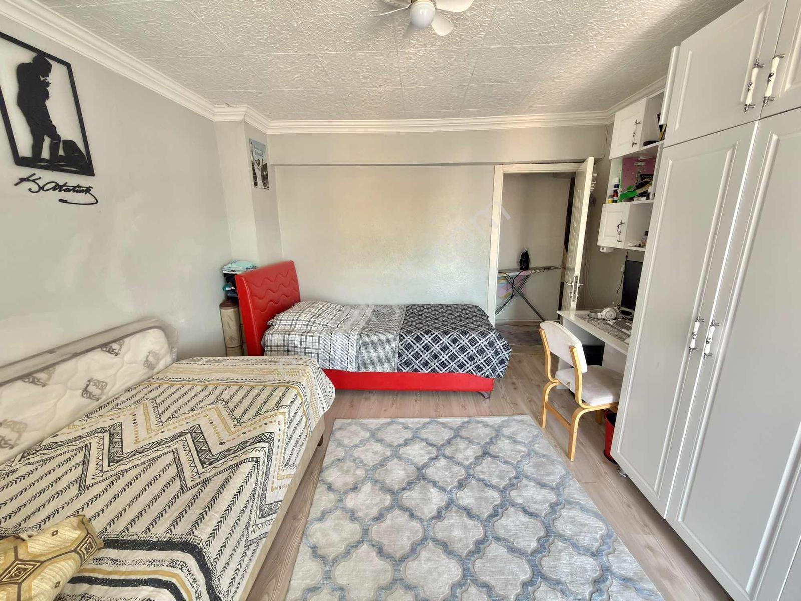 Manisa Yunusemre Yenimahalle 3+1 Asansörlü Cadde Üzeri Daire - Görsel 11
