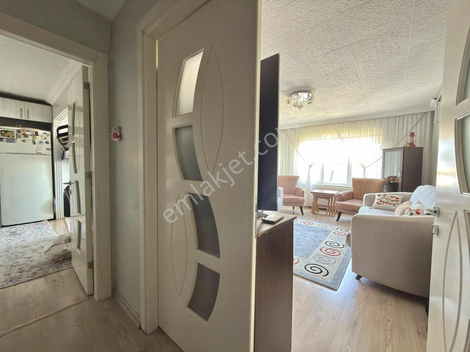 Manisa Yunusemre Yenimahalle 3+1 Asansörlü Cadde Üzeri Daire - Görsel 19