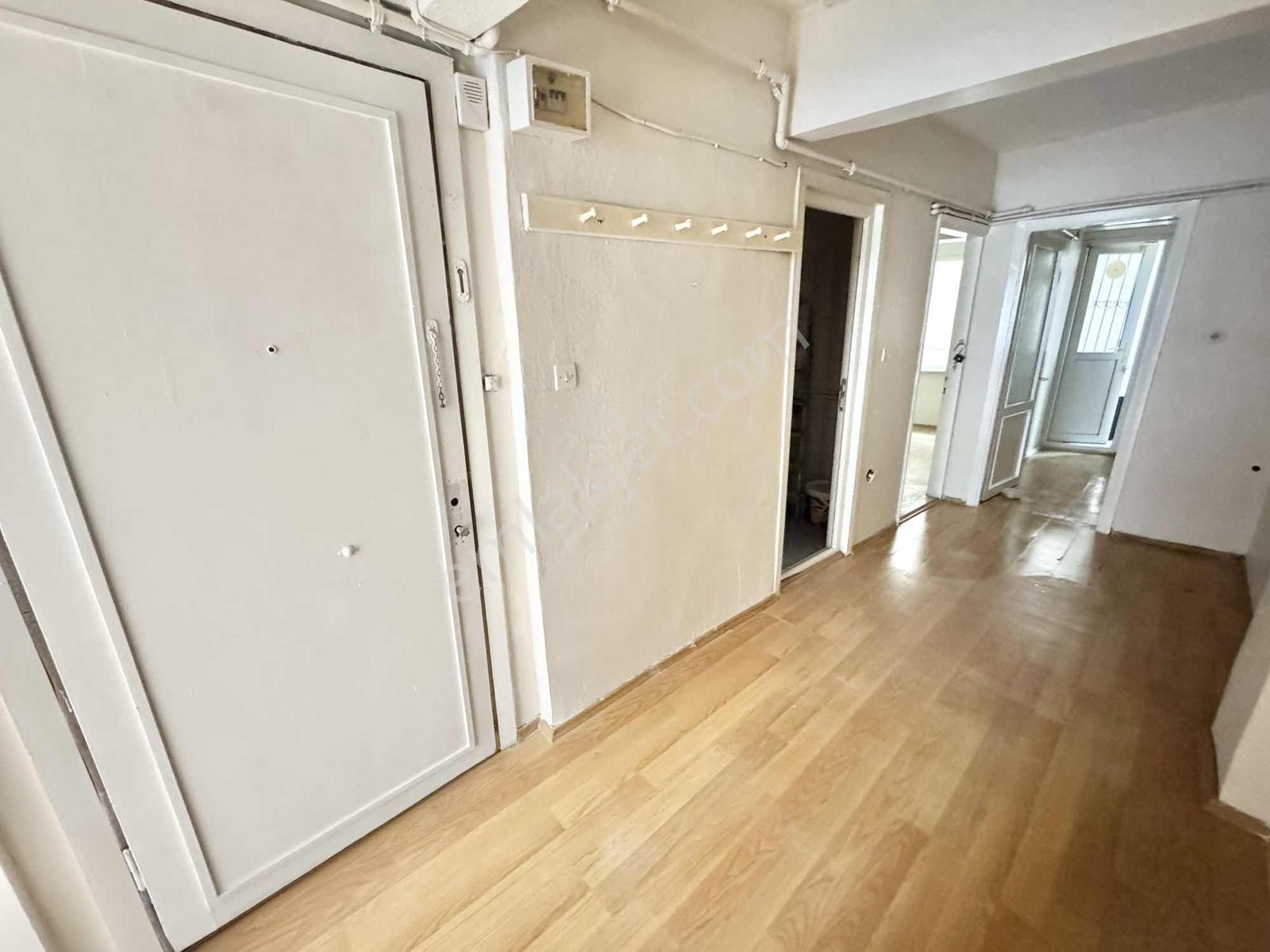 Kocamustafapaşa'da 1+1 Kiralık Daire Doğalgaz Sobalı - Görsel 11