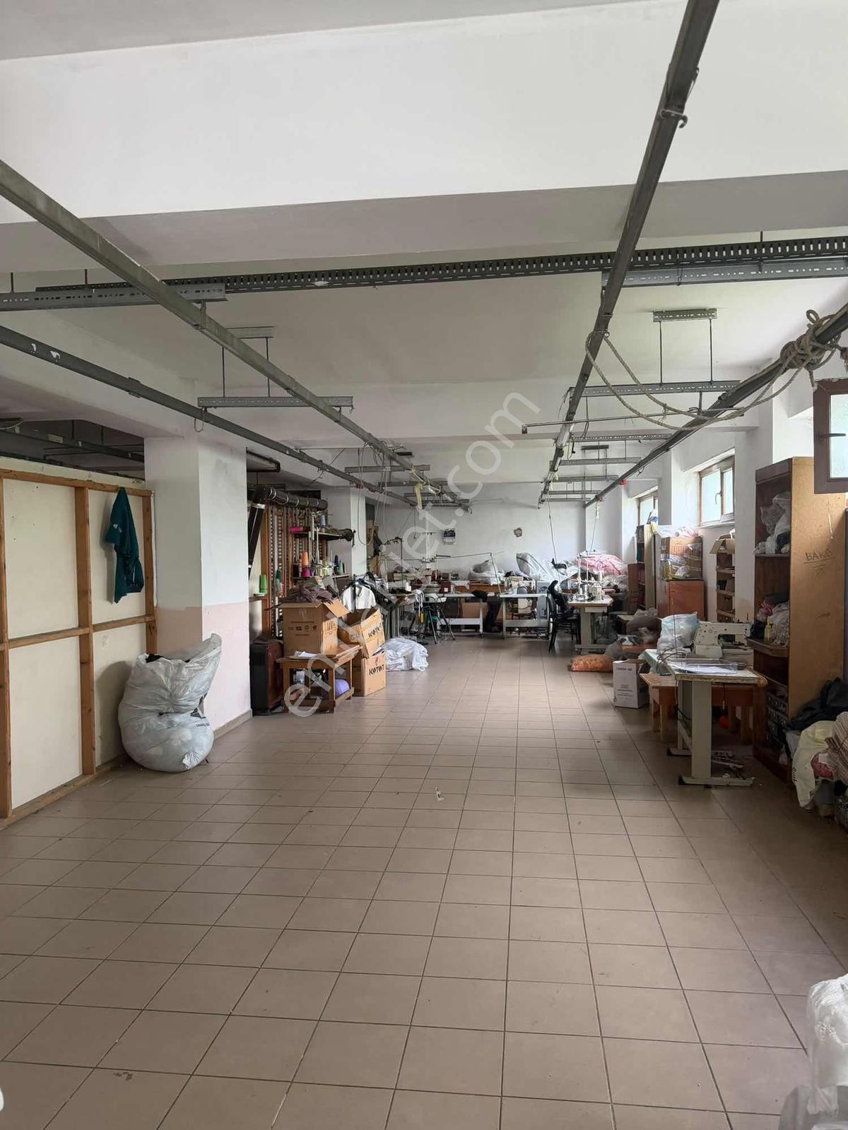 Vefa Gayrimenkulden A.gazi Mah.de 210 M2 Kiralık Depo