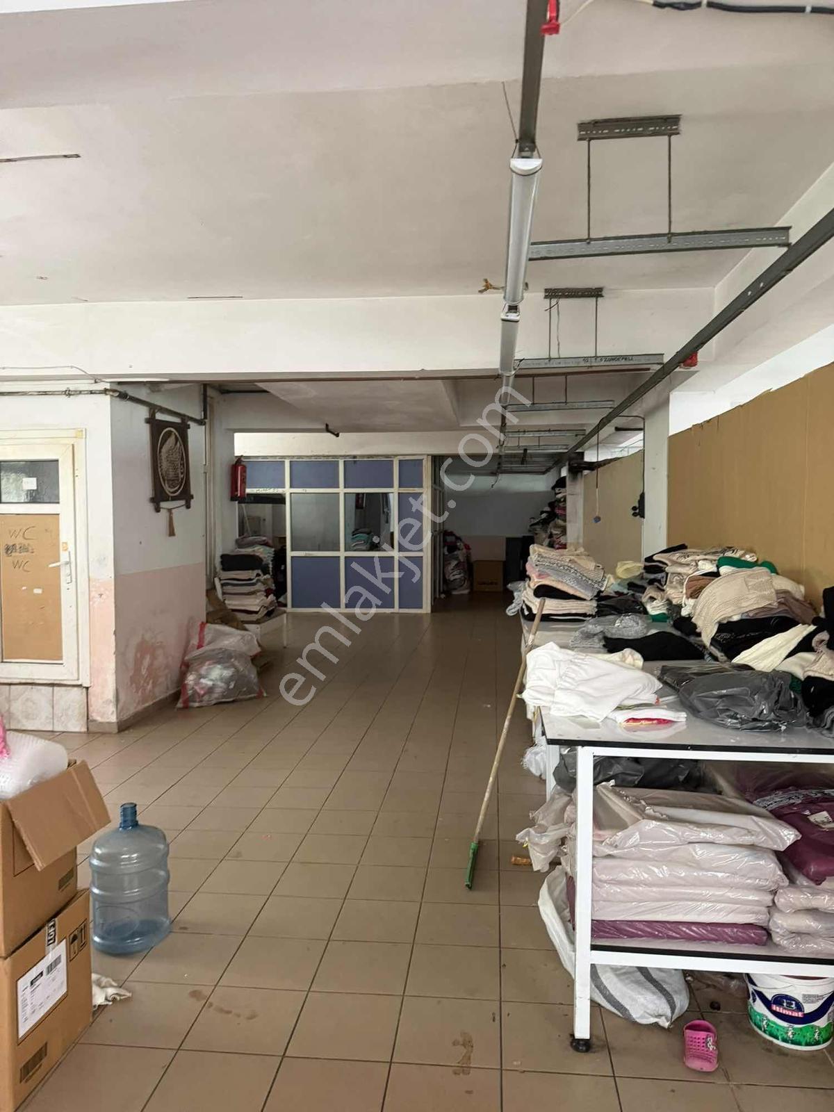 Vefa Gayrimenkulden A.gazi Mah.de 210 M2 Kiralık Depo - Görsel 2