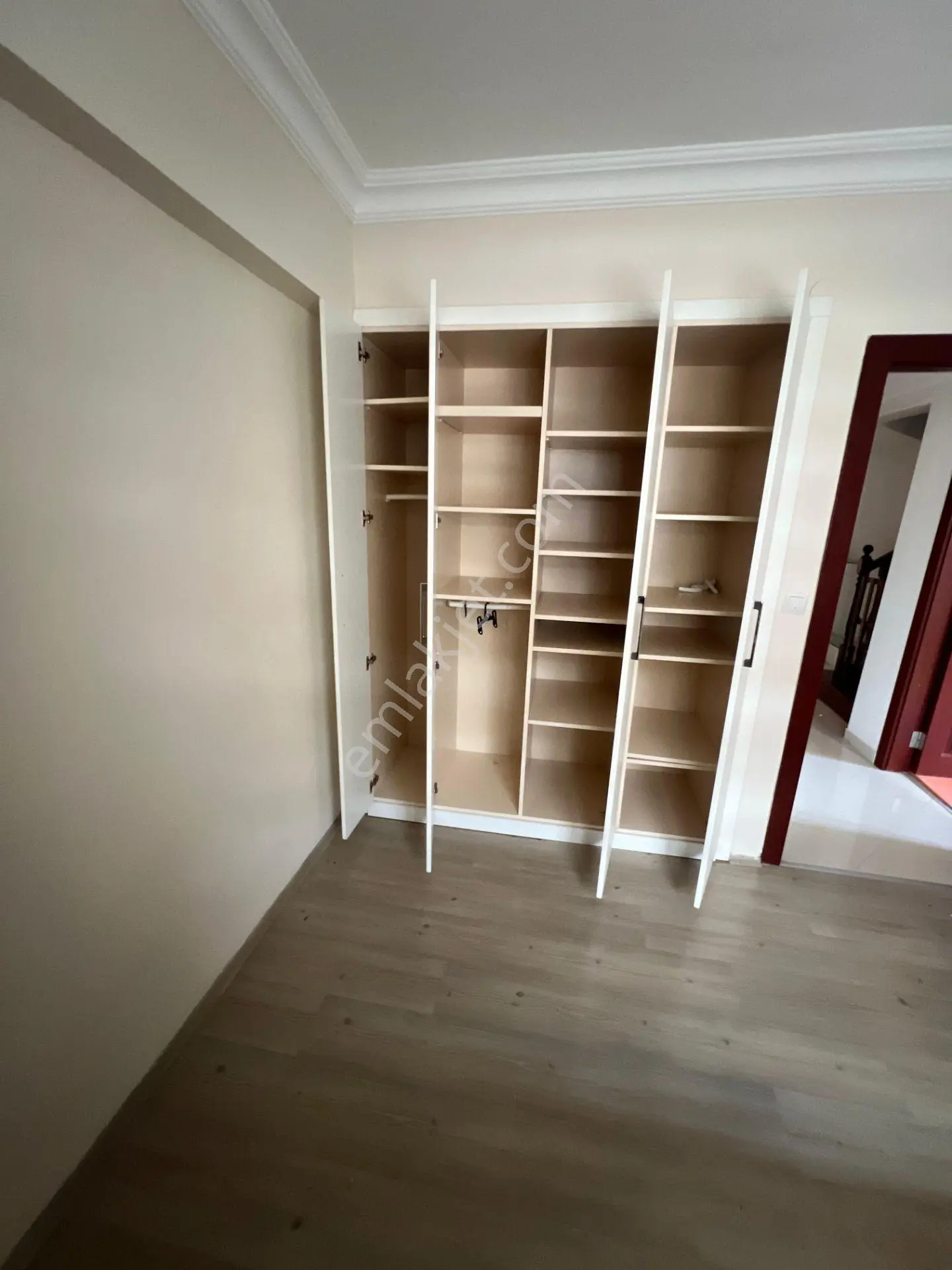 Taner'den İlker'de 4+1 Açık Teraslı Ön Cephe Kelepir Dubleks Boş - Görsel 35