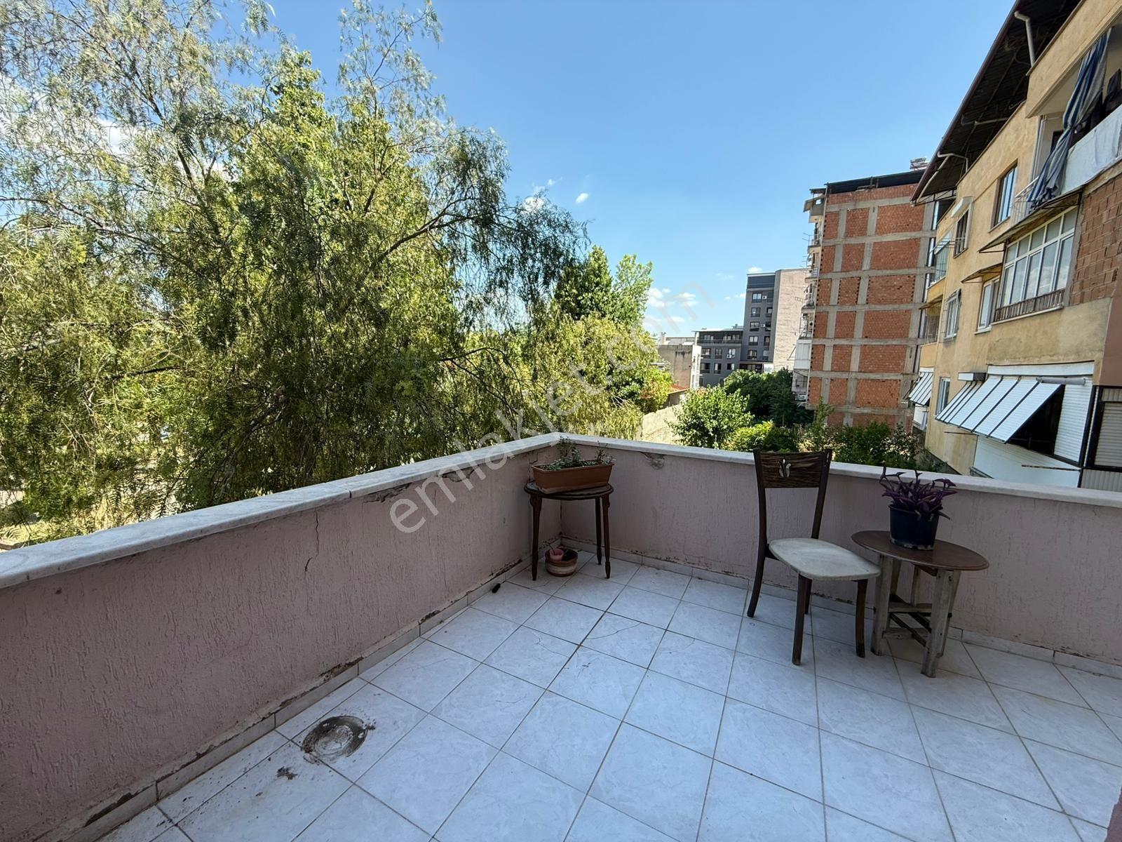 Nazilli Aydoğdu Mahallesinde 3+1 Kiralık Geniş Daire - Görsel 16