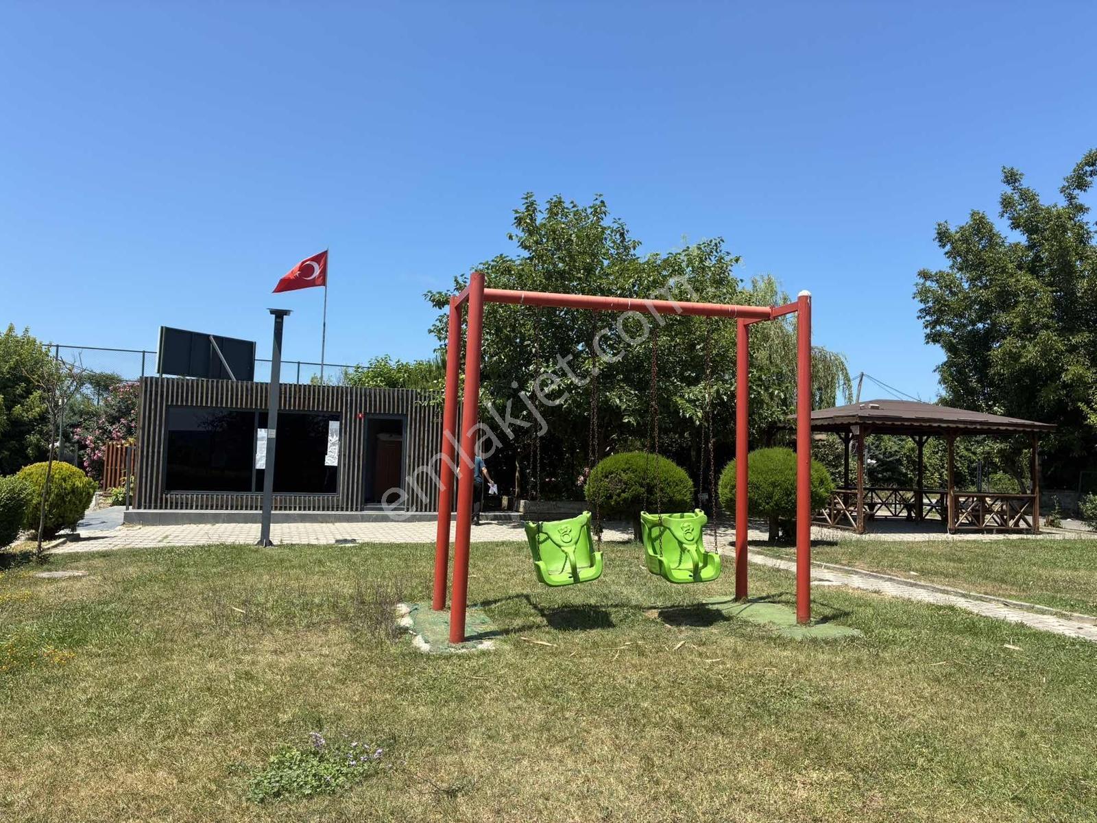 Salkım Sitesi Bahçeli Mütakil Villa - Görsel 29