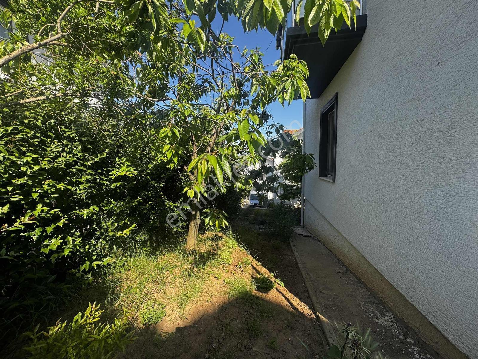 Salkım Sitesi Bahçeli Mütakil Villa - Görsel 3