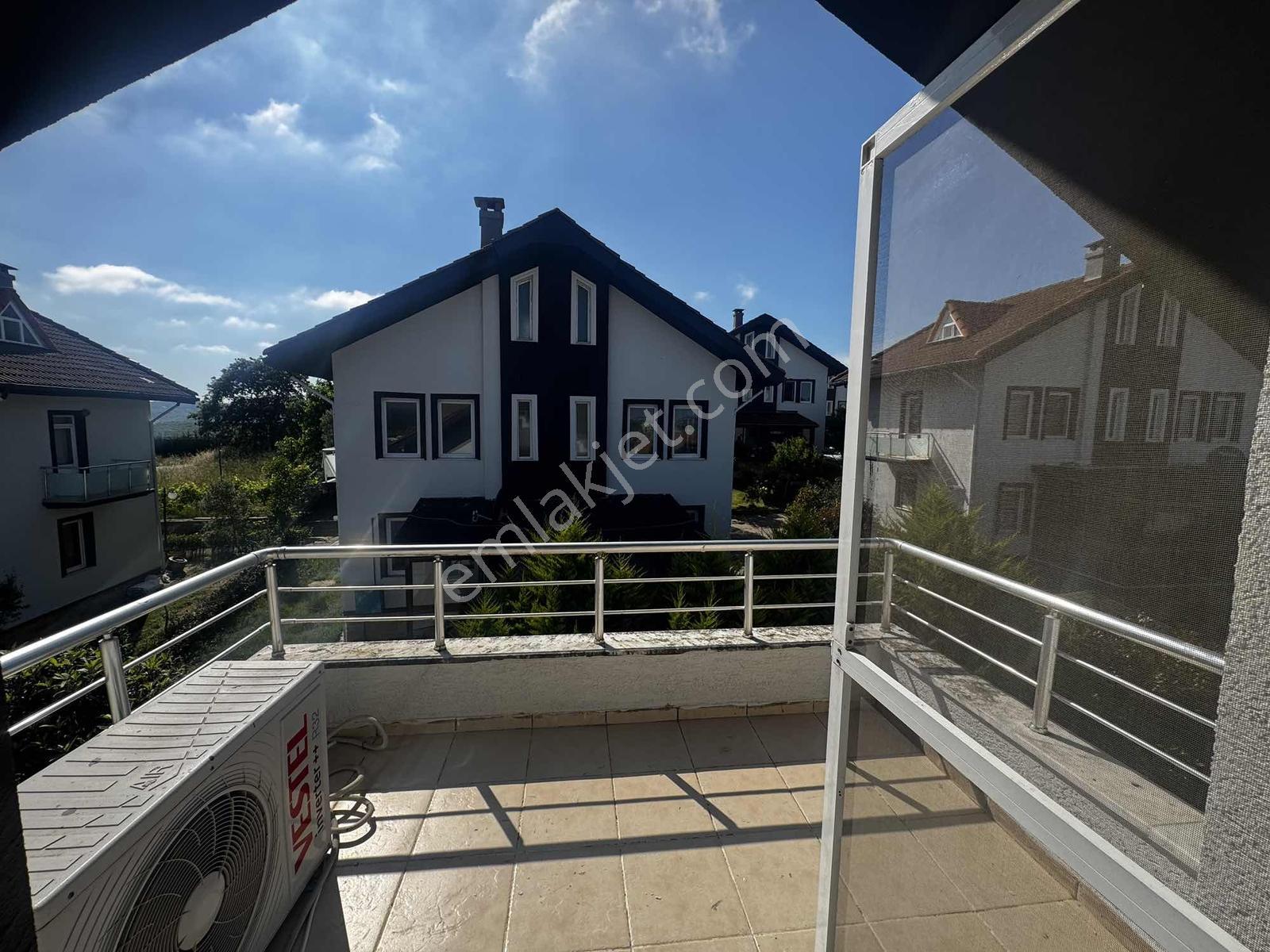 Salkım Sitesi Bahçeli Mütakil Villa - Görsel 15