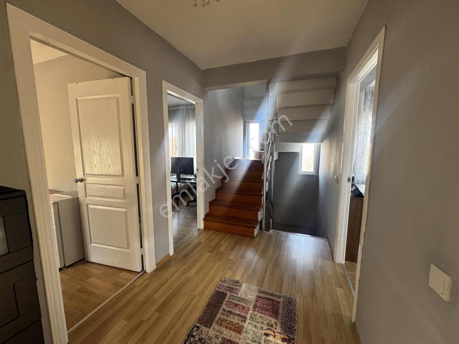 Salkım Sitesi Bahçeli Mütakil Villa - Görsel 23