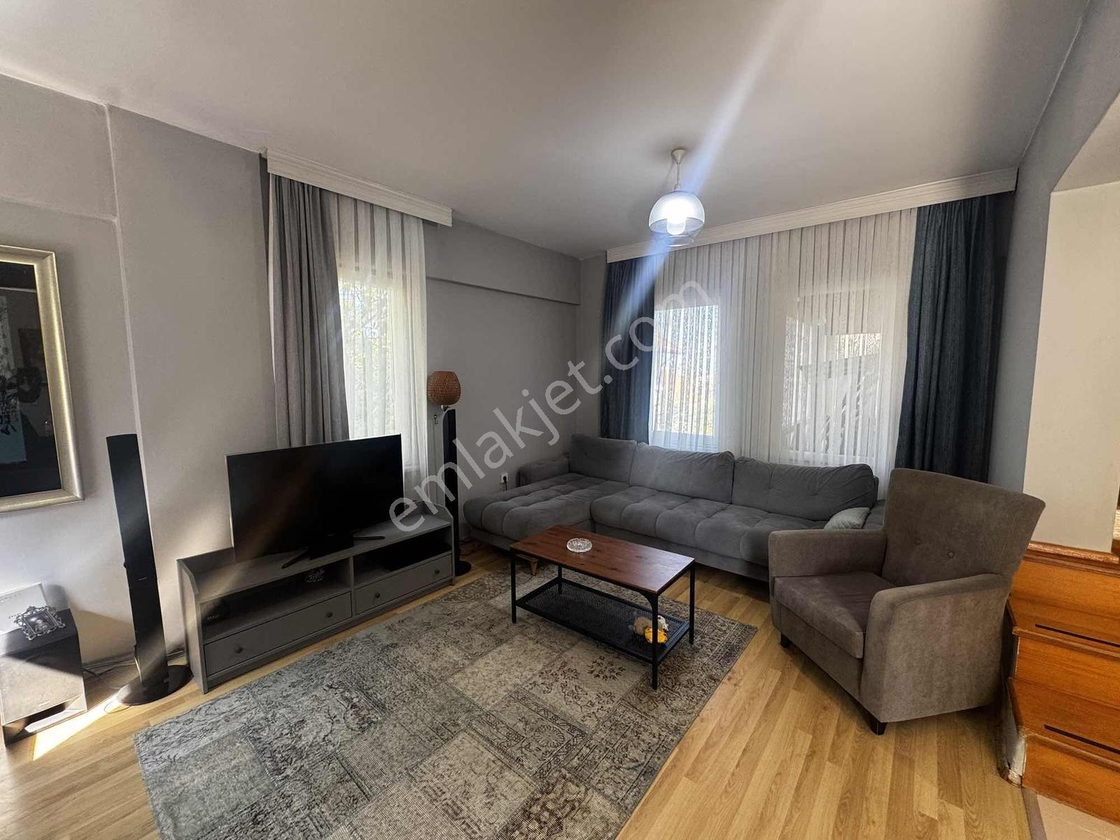 Salkım Sitesi Bahçeli Mütakil Villa - Görsel 35
