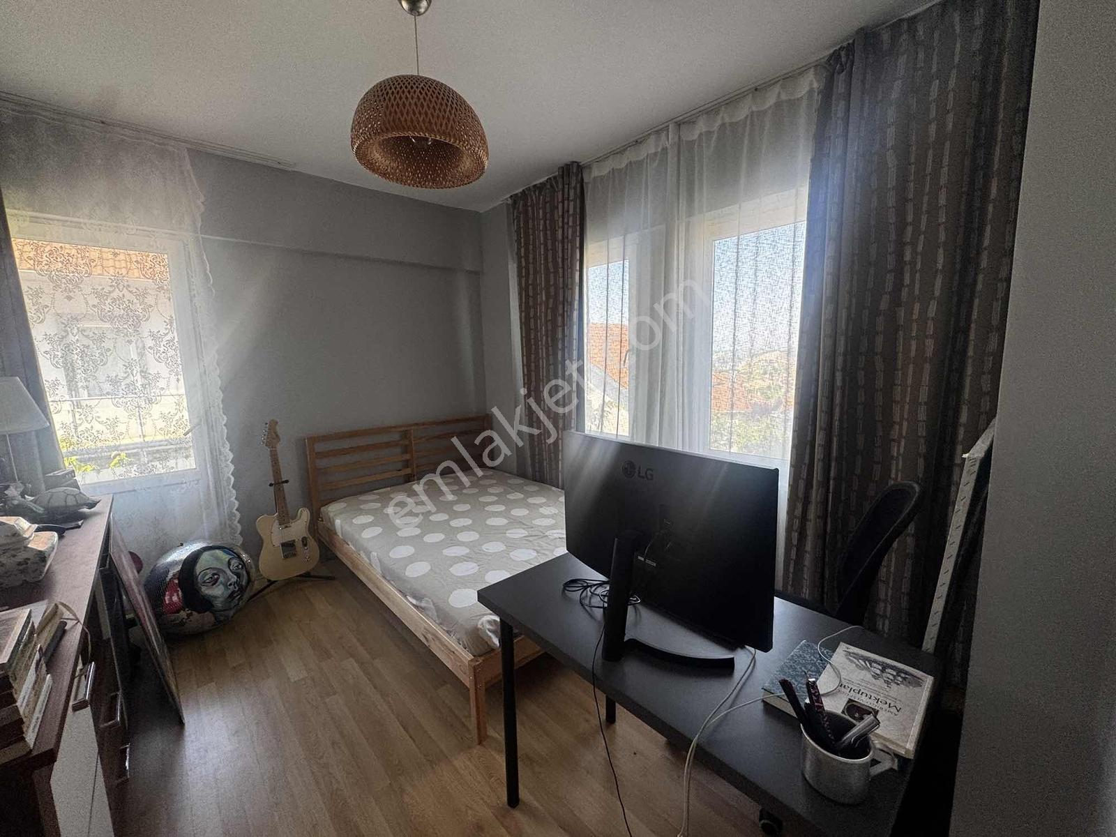 Salkım Sitesi Bahçeli Mütakil Villa - Görsel 24