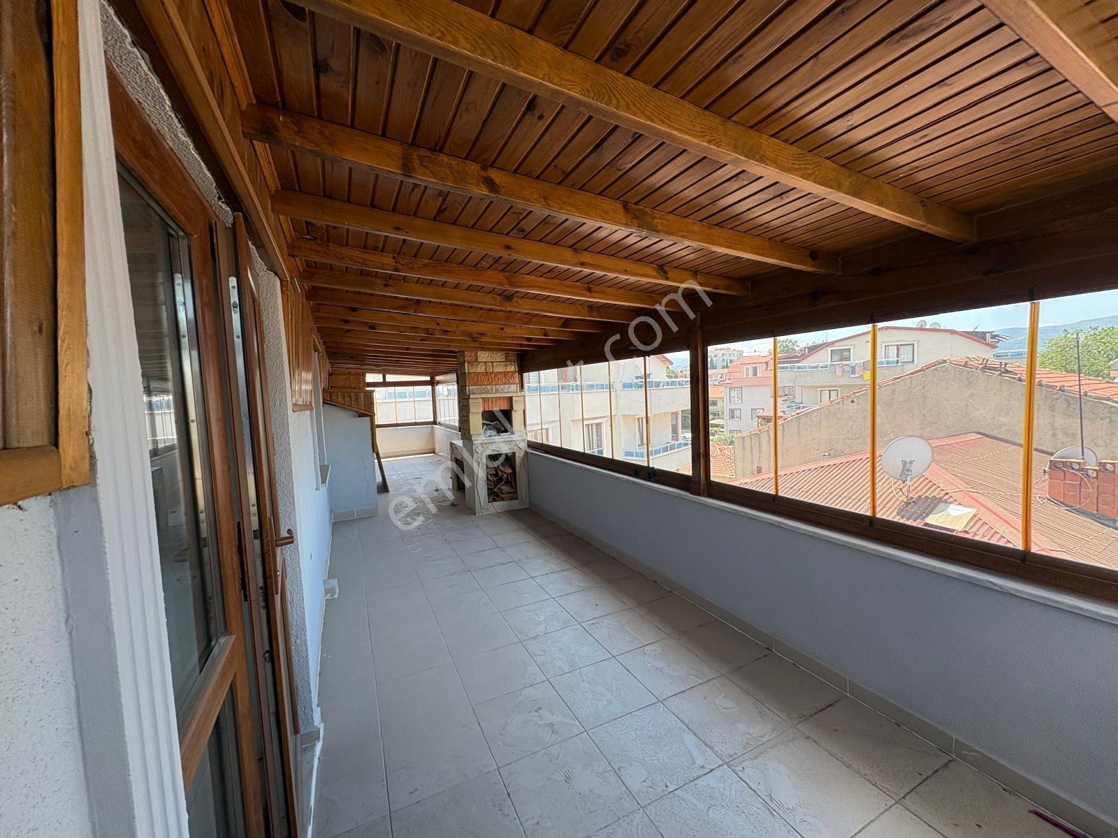 Tarcanlardan Körfez Güney Mahallesinde 4+1 Kiralık Dubleks Daire - Görsel 3