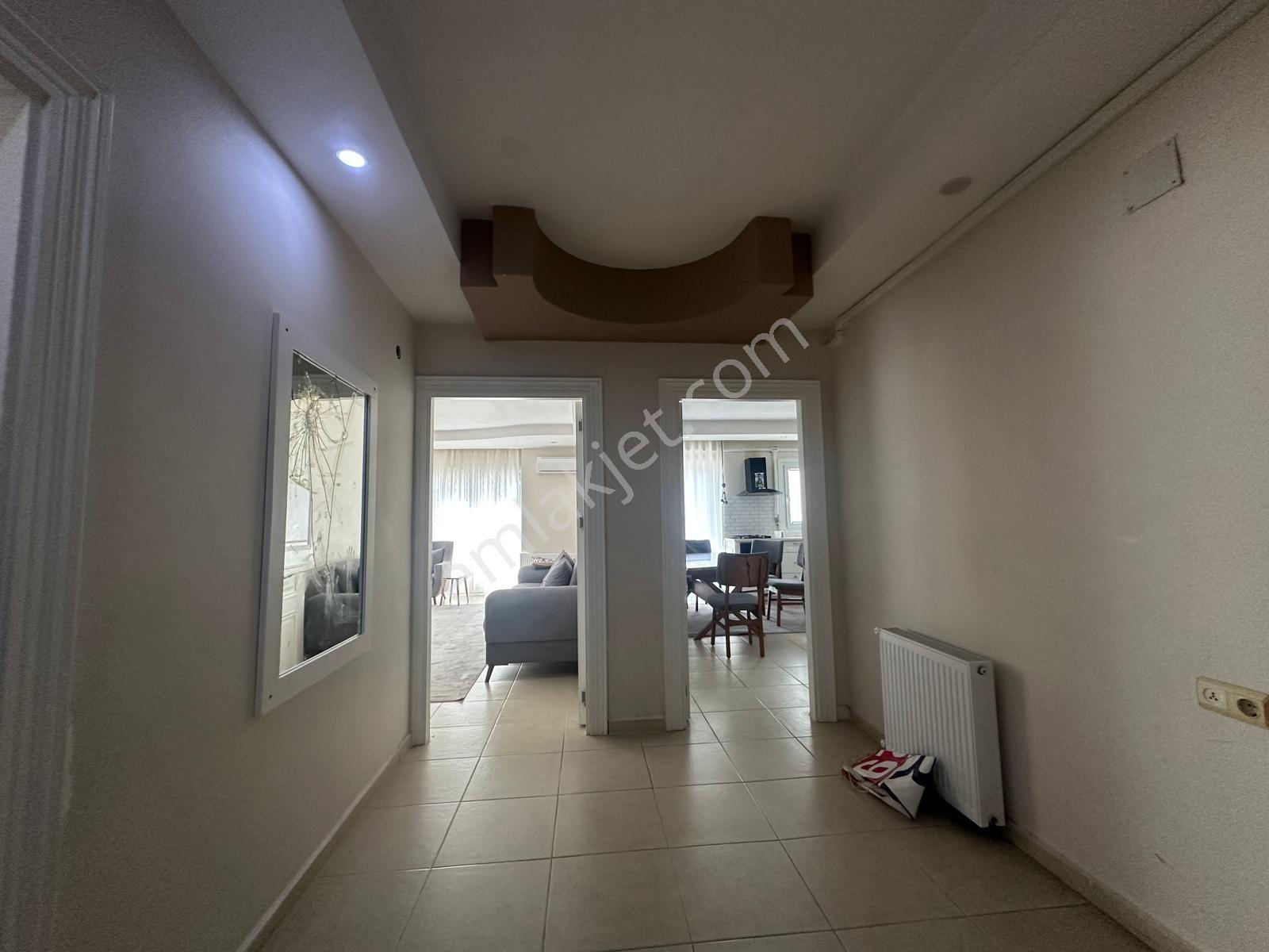 New Form'dan Aydınlık Evler Mahallesi Kiralık 4+1 Eşyalı Daire - Görsel 15
