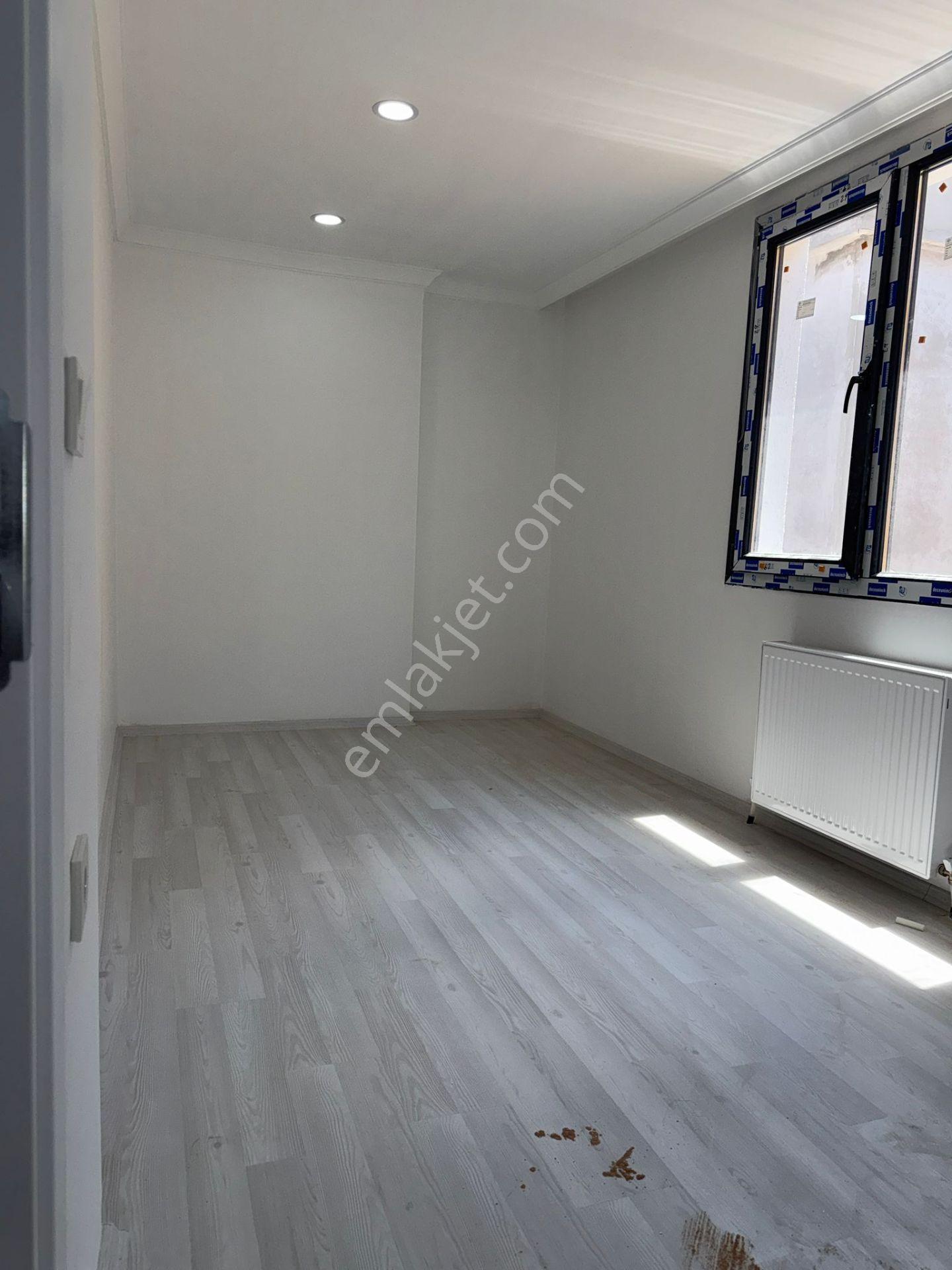 Efka Gayrimenkulden E5'e Yakın Yeni Binada Kiralık 1+1 Daire - Görsel 10