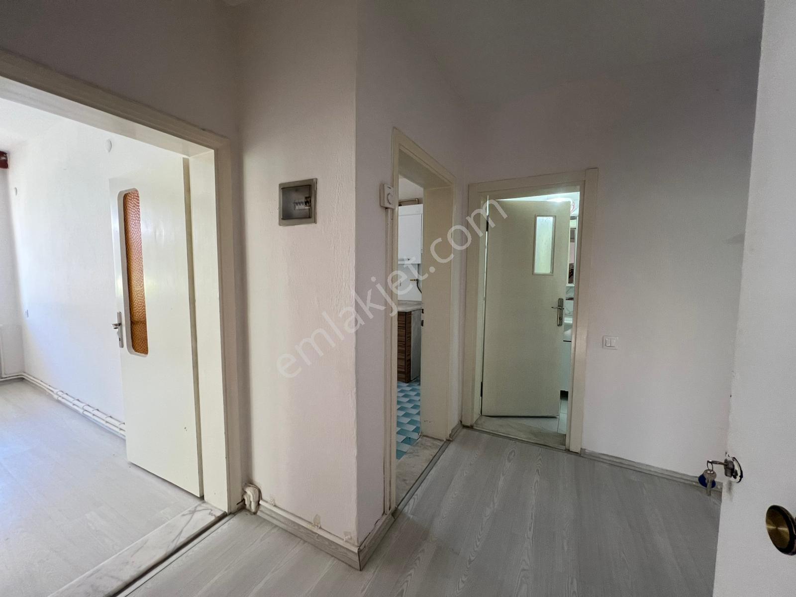 Demirköprü'nün Hemen Yanında Kiralık Arakat 3+1 Daire - Görsel 13
