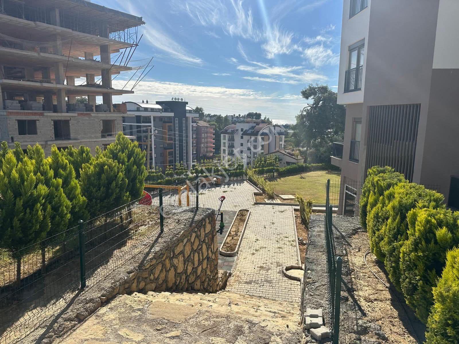 Avsallar Larin Garden Residence'ta Satılık Eşyalı 2+1 Daire | 4. Kat | Havuzlu Site - Görsel 7