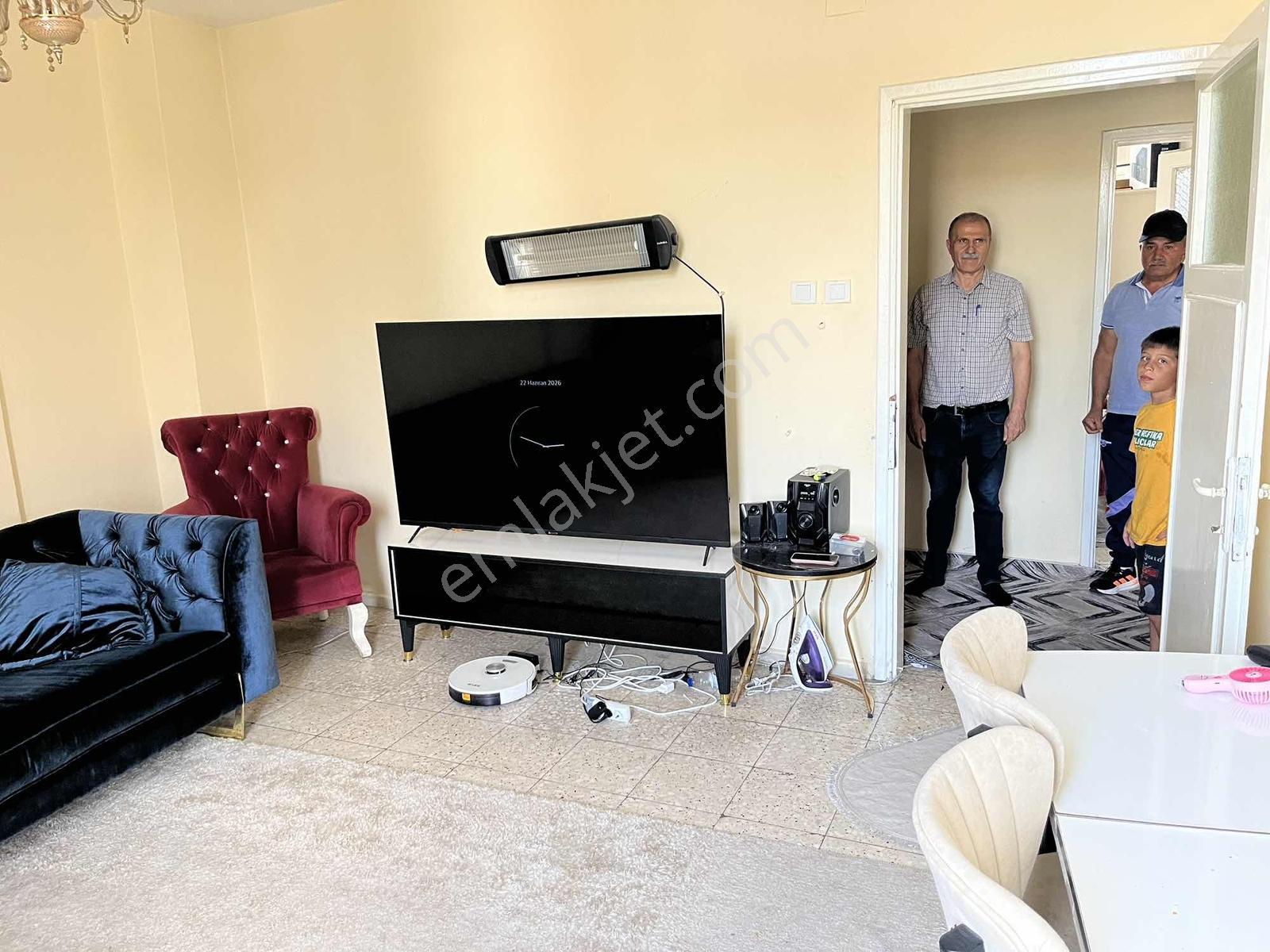 Kozan Blv.üstünde 75 M2 Dükkan İle Üstü 3+1 Dairemiz Satılıktır. - Görsel 2