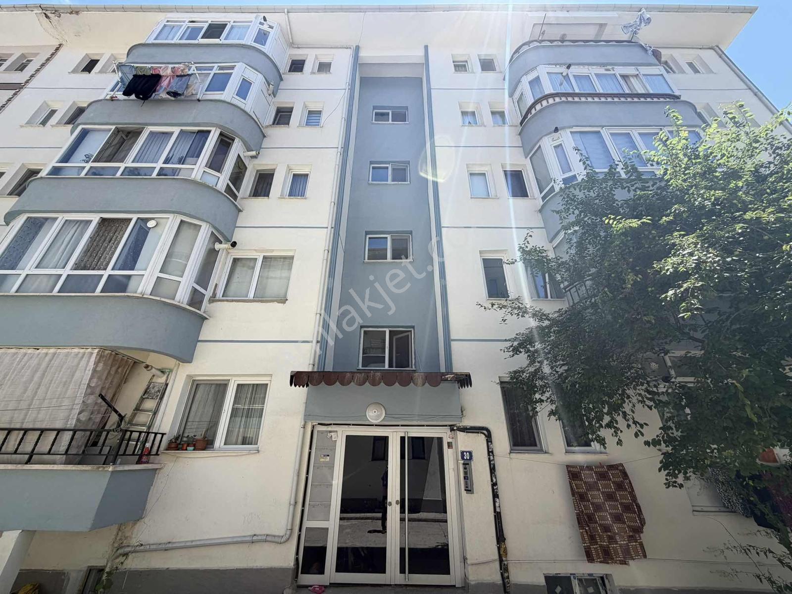 Gökçek Mah'de Metro Ve Hastane Yakını Site İçi 3+1 Kiralık Daire - Görsel 11
