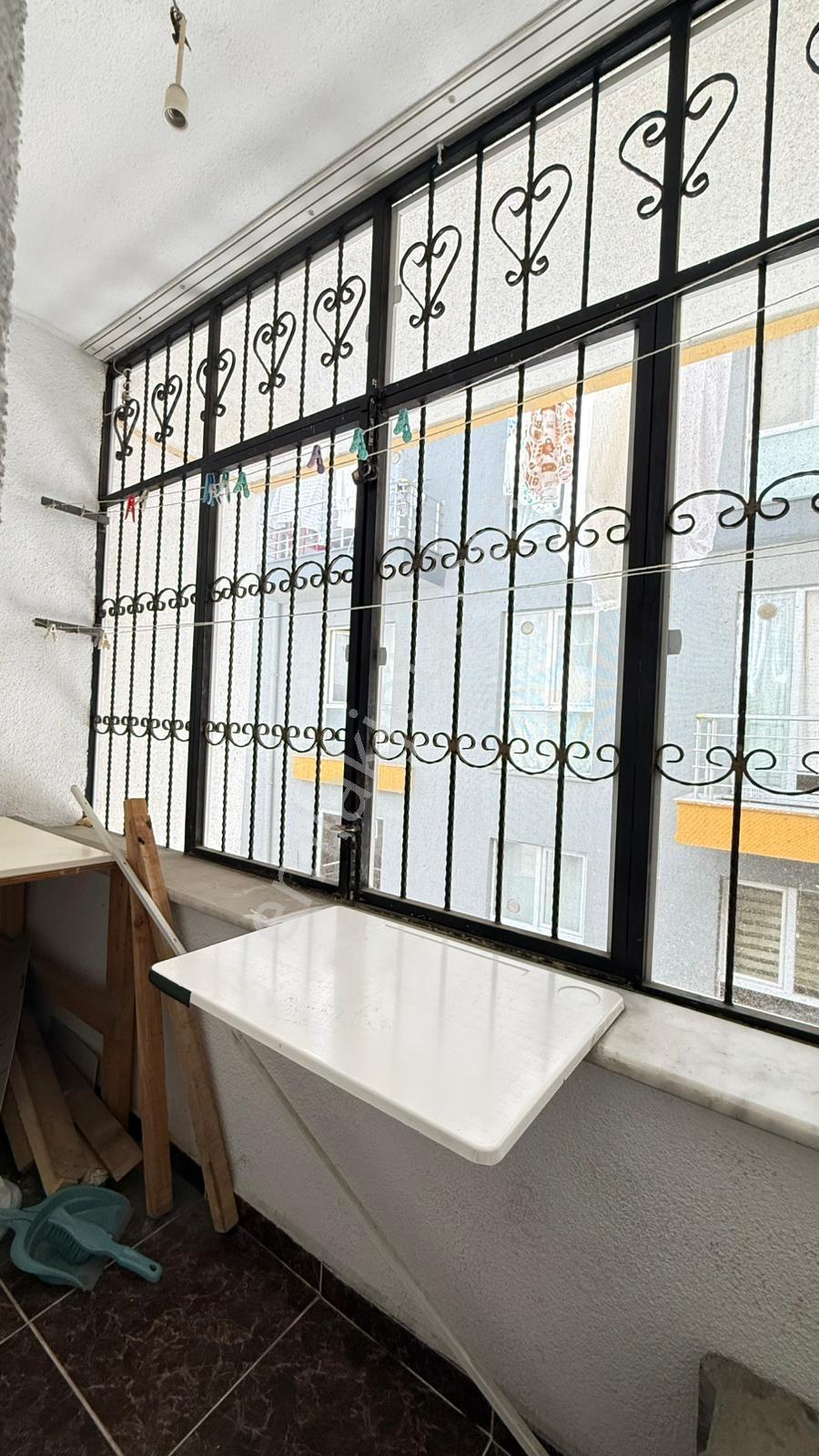 Vista'dan Metrobüse Durağına Çok Yakın 2+1 Eşyalı Kiralık Daire - Görsel 3