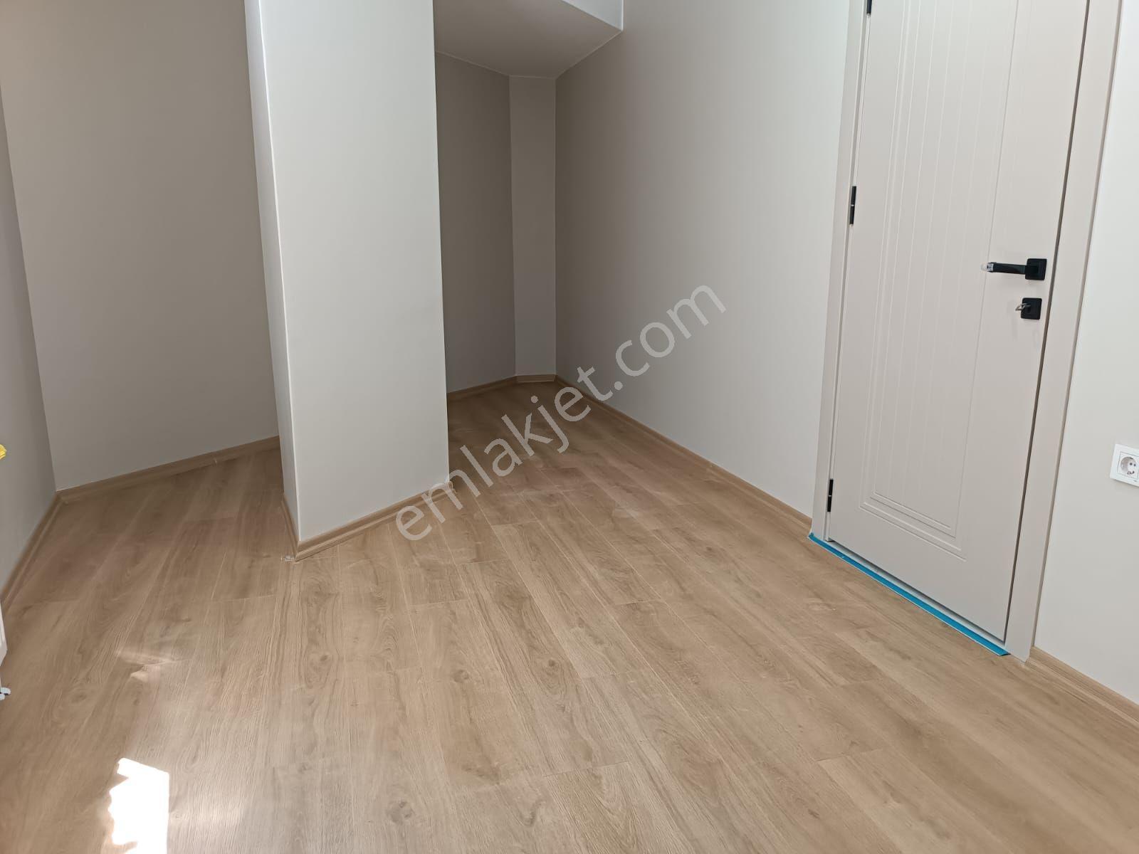 Bahçelievler Siyavuşpaşa Manolya Sokakta Sıfır 1. Kat 65m2 Kiralık Daire - Görsel 15