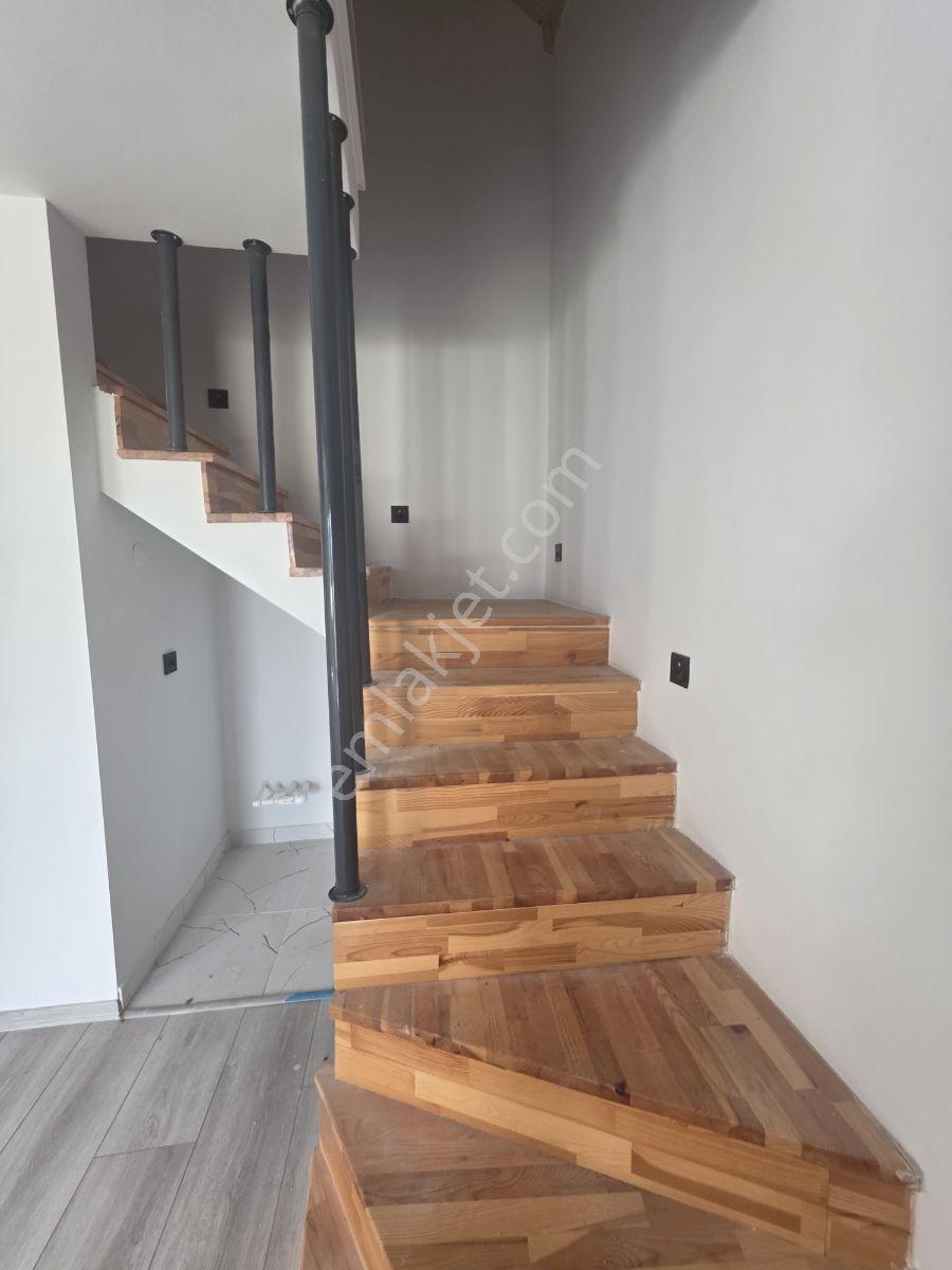 Alaçam Tepe Bölmesi Satılık Villa Acil - Görsel 22