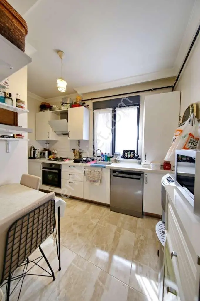 Kaçmaz'dan Altıntepe'de 6 Yıllık Binada 3+1 Kiralık Dubleks