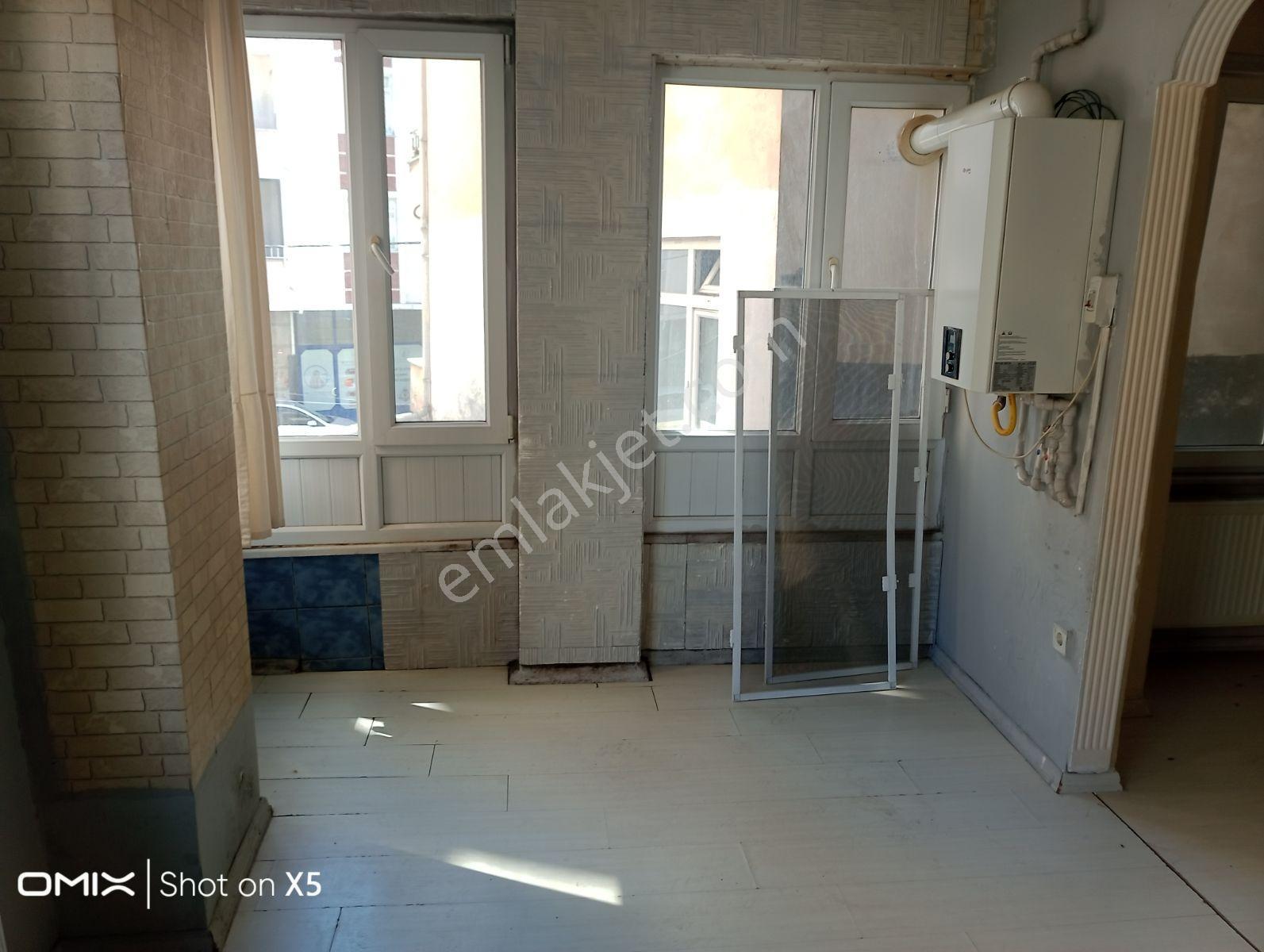 Pendik Çamçeşme Mahallesi'nde Kiralık 60m2 Kombili 2+1 Daire - Görsel 9