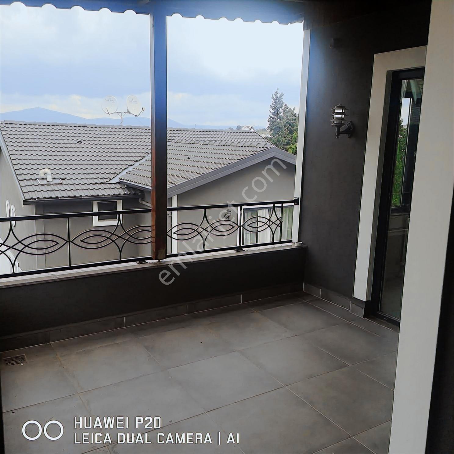 Değirmenderede Doğa Manzaralı Ultra Lüx 4 Katlı Villa - Görsel 24
