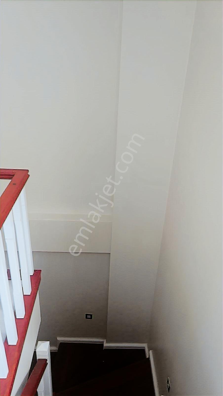 Değirmenderede Doğa Manzaralı Ultra Lüx 4 Katlı Villa - Görsel 12