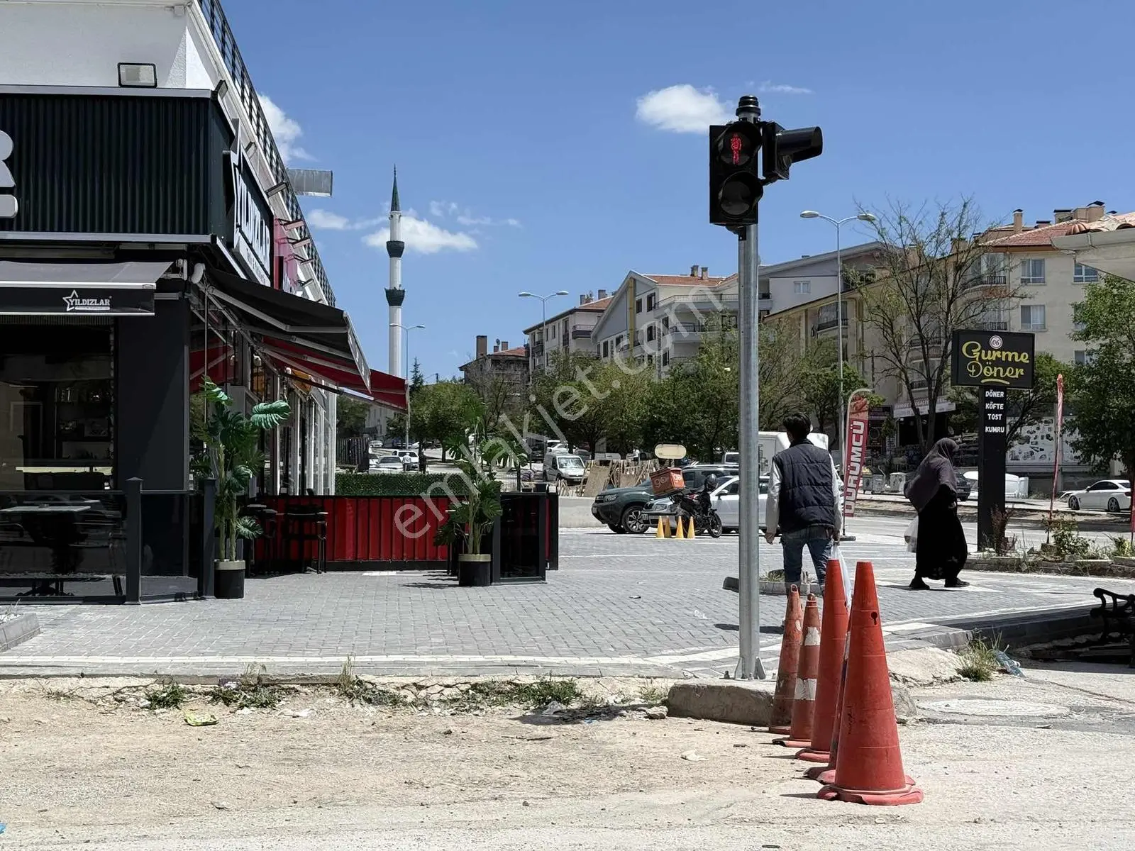 Yüce'den Lüx Yapılı Giriş Konumlu 4+1 Geniş Fırsat Daire - Görsel 3