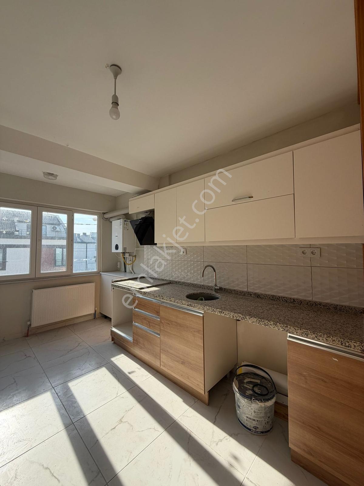 Bandırma Mavi Emlaktan Yeni Mahallede 2+1 Kiralık Daire - Görsel 10