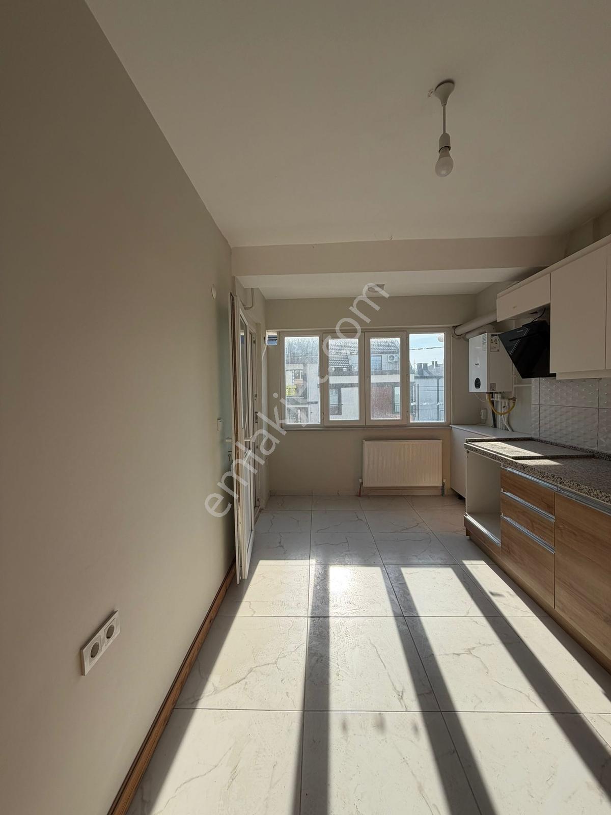 Bandırma Mavi Emlaktan Yeni Mahallede 2+1 Kiralık Daire - Görsel 15