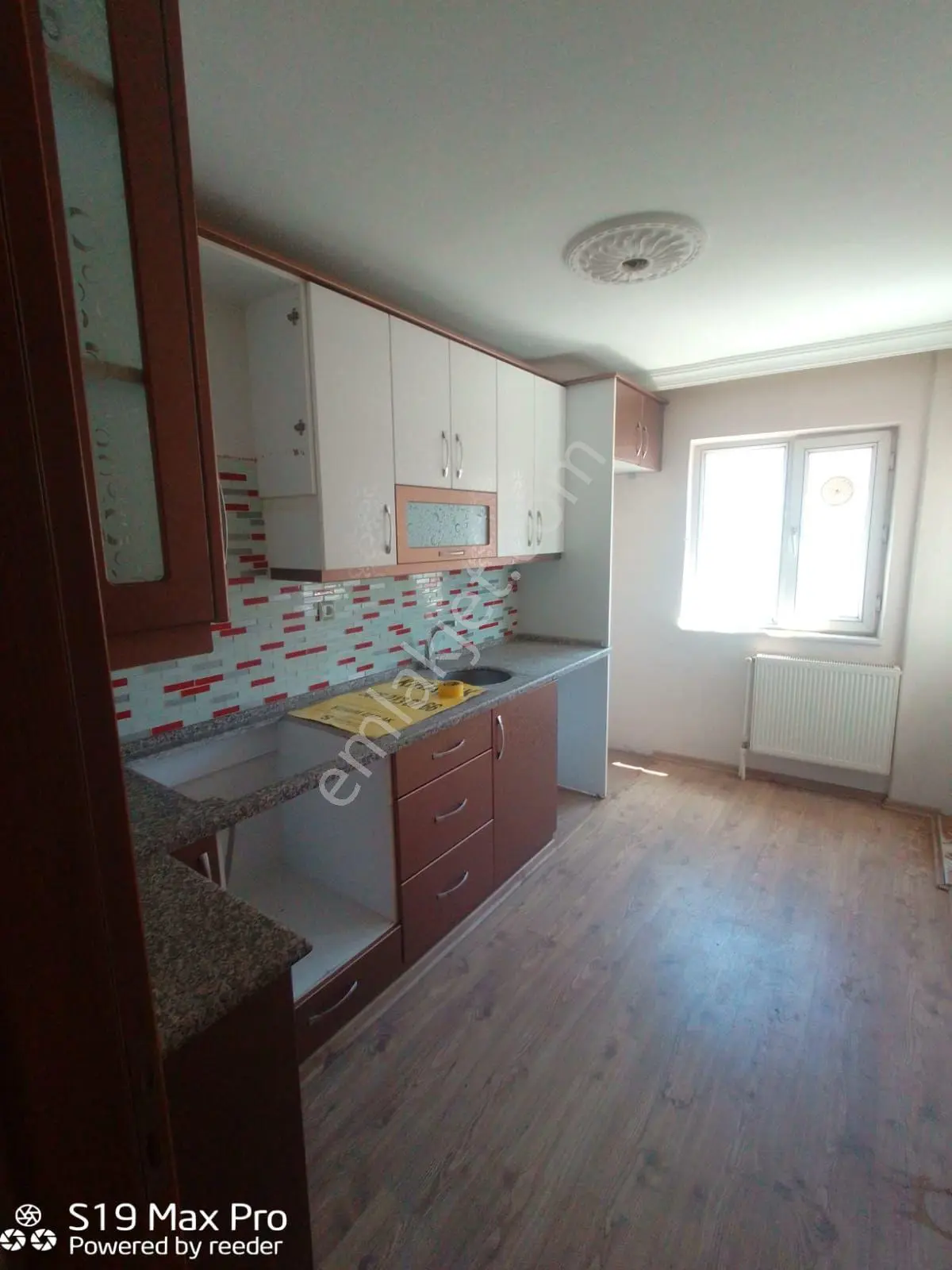 Yarhasanlar Mah.çarşı İçerisinde Asansörlü Kiralık 3+1 Arakat Daire - Görsel 11