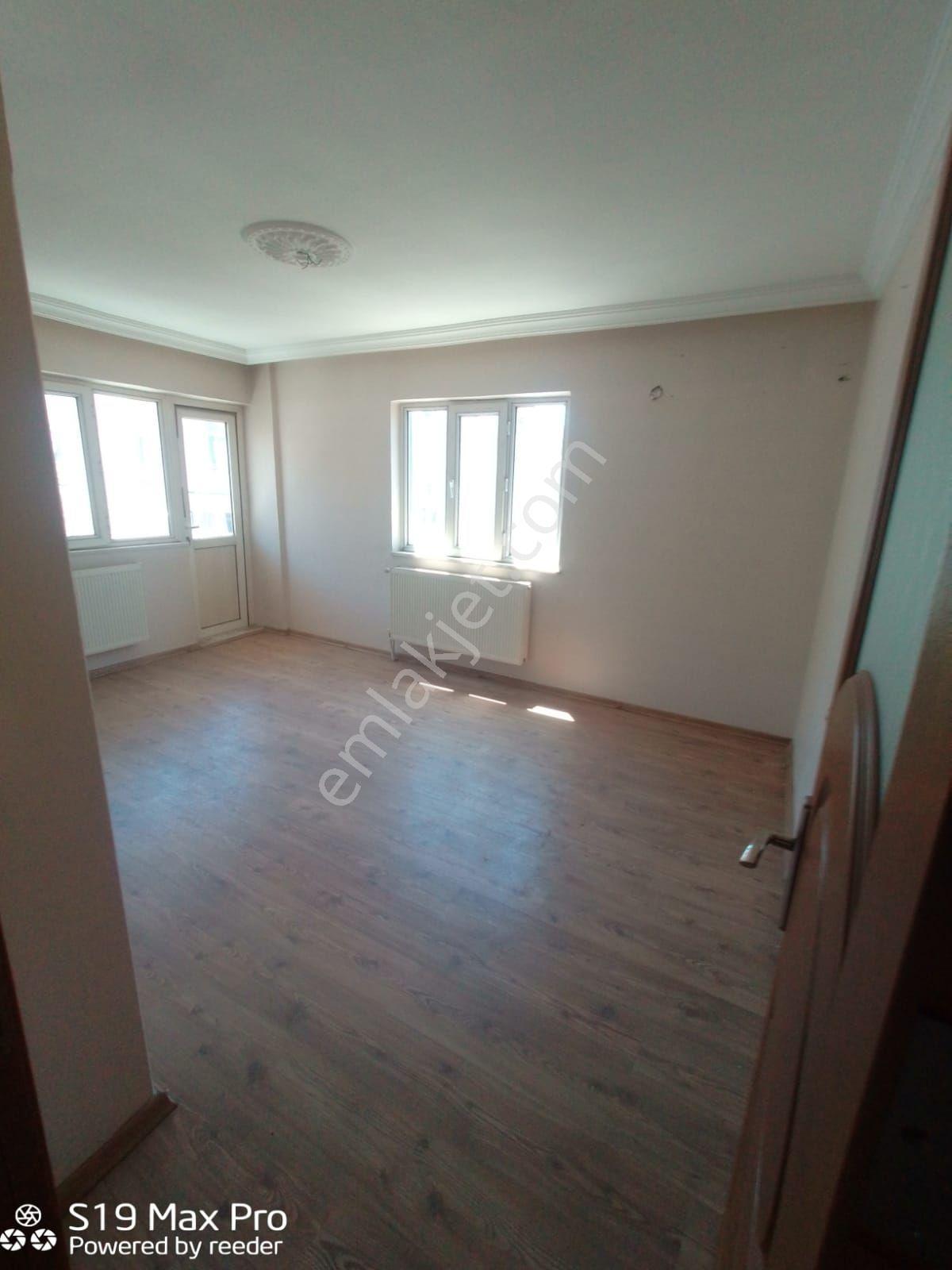 Yarhasanlar Mah.çarşı İçerisinde Asansörlü Kiralık 3+1 Arakat Daire - Görsel 13