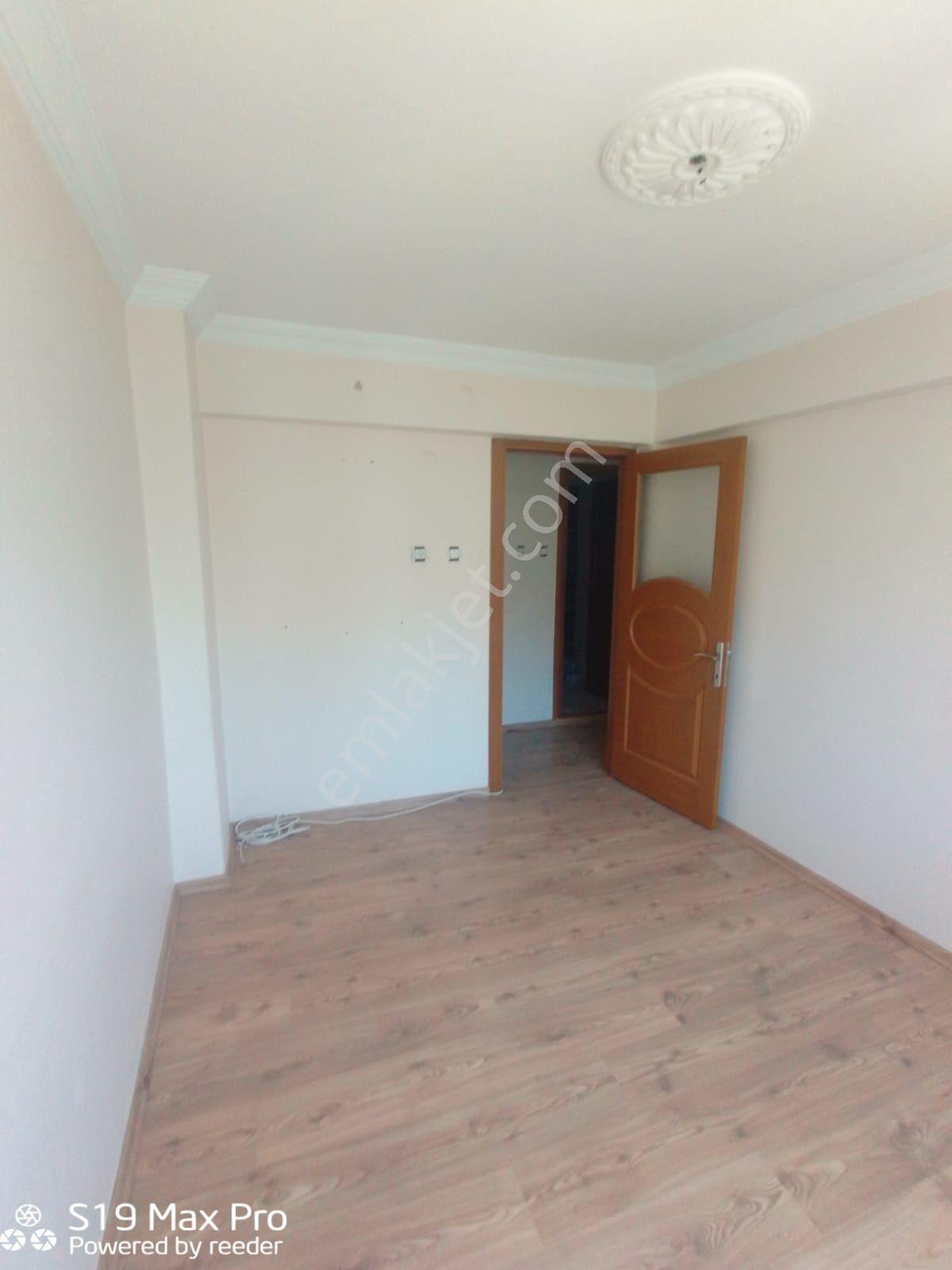 Yarhasanlar Mah.çarşı İçerisinde Asansörlü Kiralık 3+1 Arakat Daire - Görsel 14