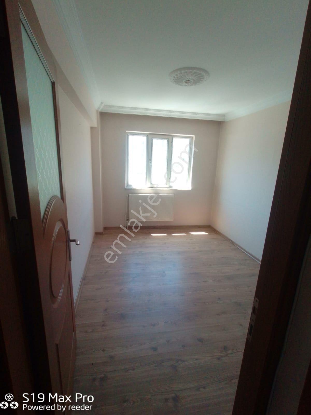 Yarhasanlar Mah.çarşı İçerisinde Asansörlü Kiralık 3+1 Arakat Daire - Görsel 15