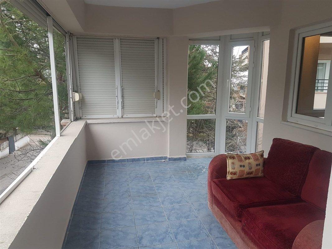 Bursa Nilüfer Beşevler Konak Mah. Kiralık 3.kat 3+1 Site İçi Daire 22.000 Tl - Görsel 6