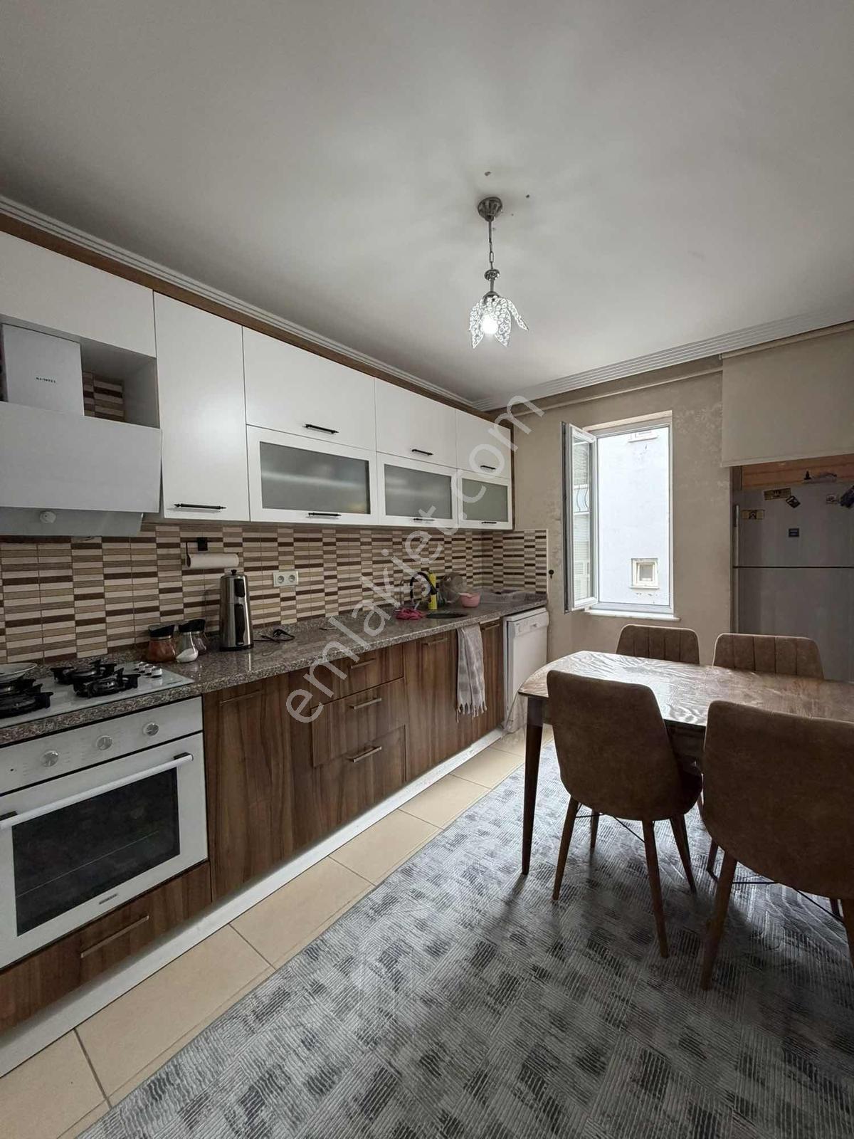 Erenköy Esentepe'de Satılık 5+2 340 M2 Doğalgazlı Dubleks Daire - Görsel 13